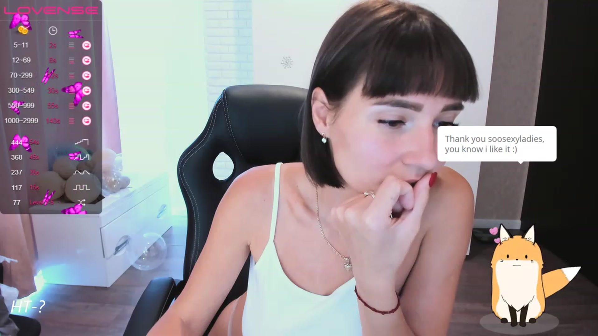 Gallery image thumbnail from HollyMollyy's myfreecams stream on, 07/20/2023, 14:22 image 10 of 20