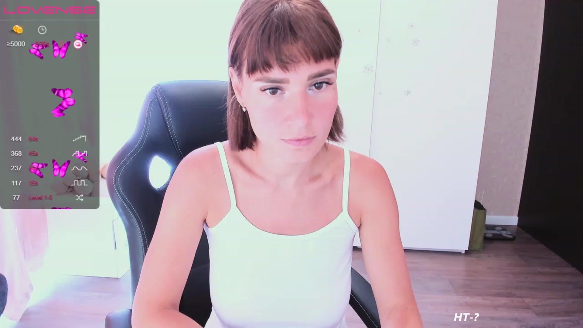 Gallery image thumbnail from HollyMollyy's myfreecams stream on, 08/08/2023, 11:03 image 1 of 20