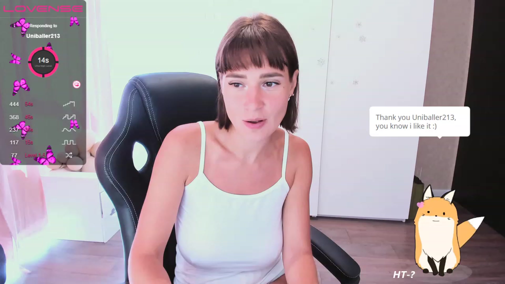 Gallery image thumbnail from HollyMollyy's myfreecams stream on, 08/08/2023, 12:24 image 3 of 20