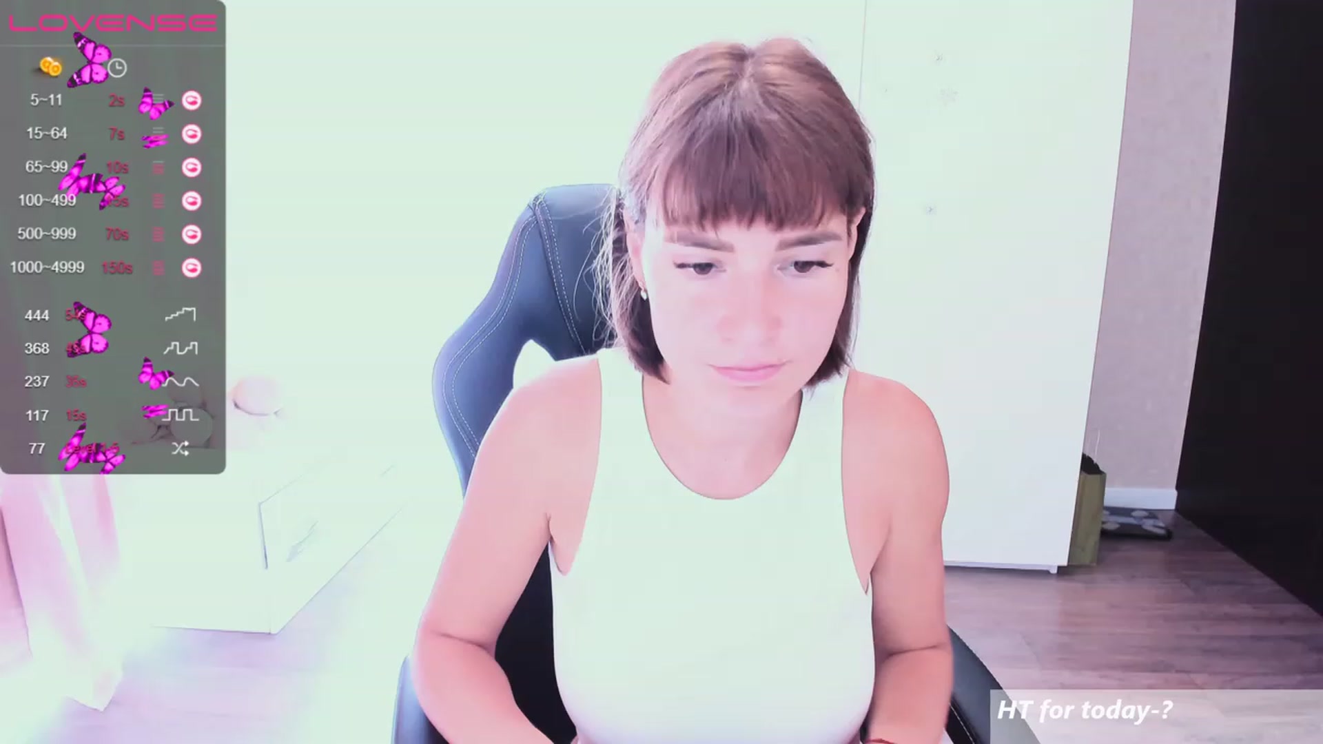 Gallery image thumbnail from HollyMollyy's myfreecams stream on, 08/11/2023, 09:33 image 4 of 20