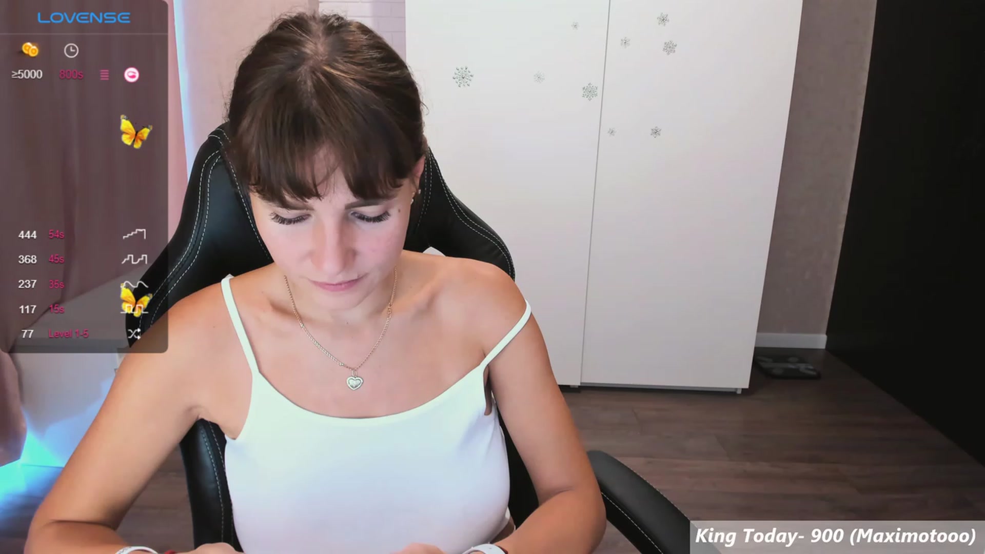 Gallery image thumbnail from HollyMollyy's myfreecams stream on, 08/30/2023, 14:41 image 1 of 20