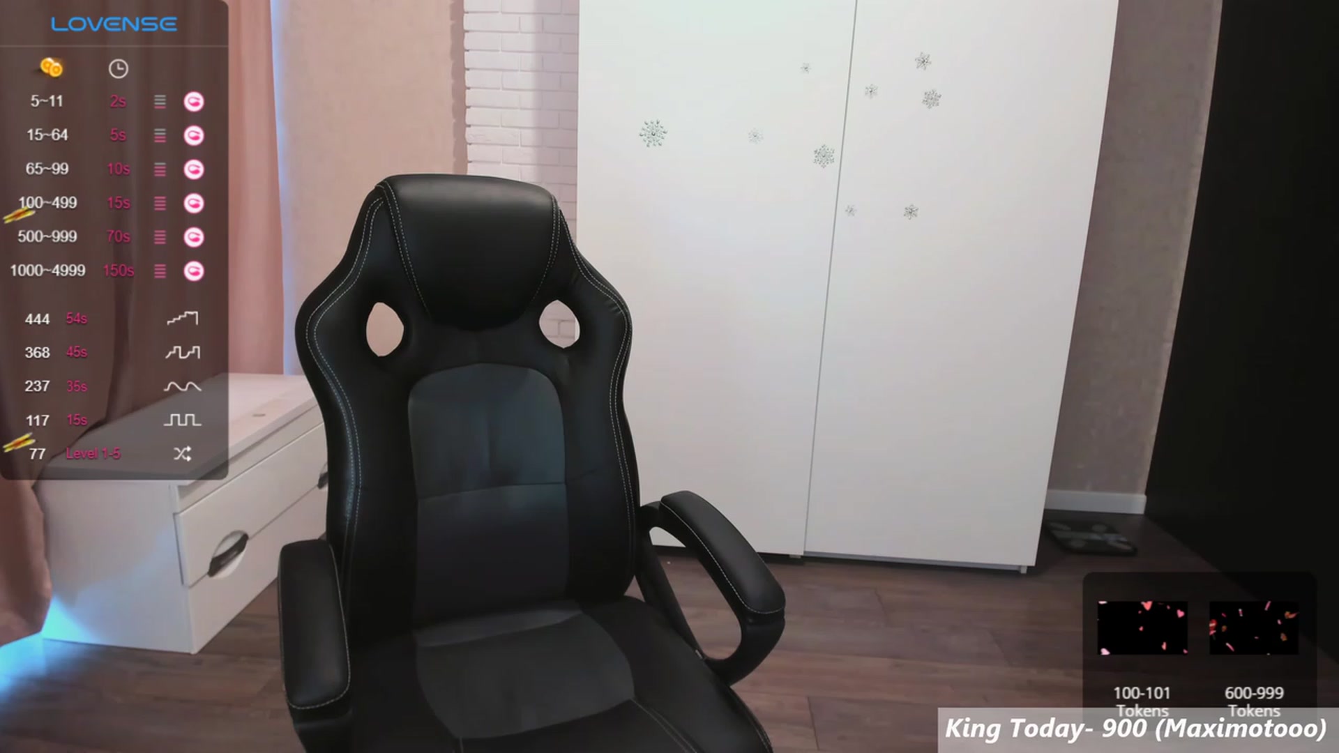 Gallery image thumbnail from HollyMollyy's myfreecams stream on, 08/30/2023, 15:37 image 18 of 20