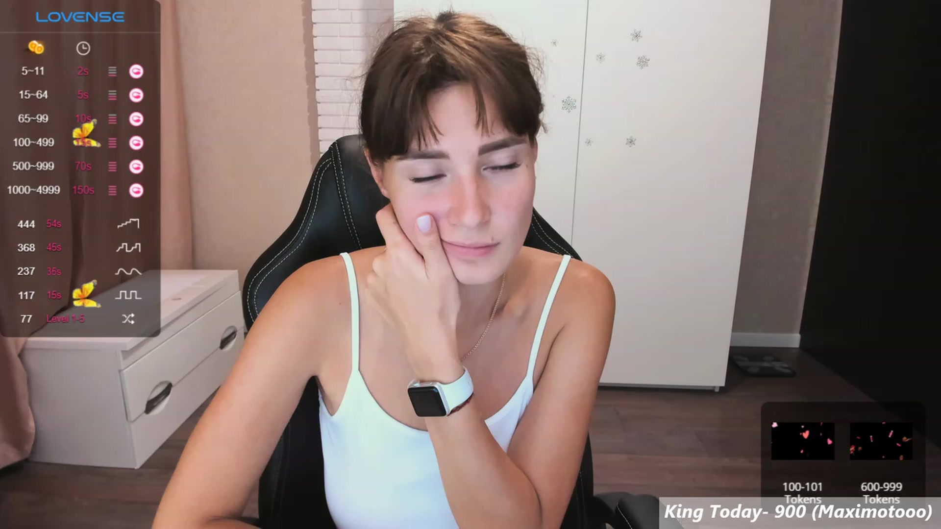 Gallery image thumbnail from HollyMollyy's myfreecams stream on, 08/30/2023, 17:15 image 5 of 20