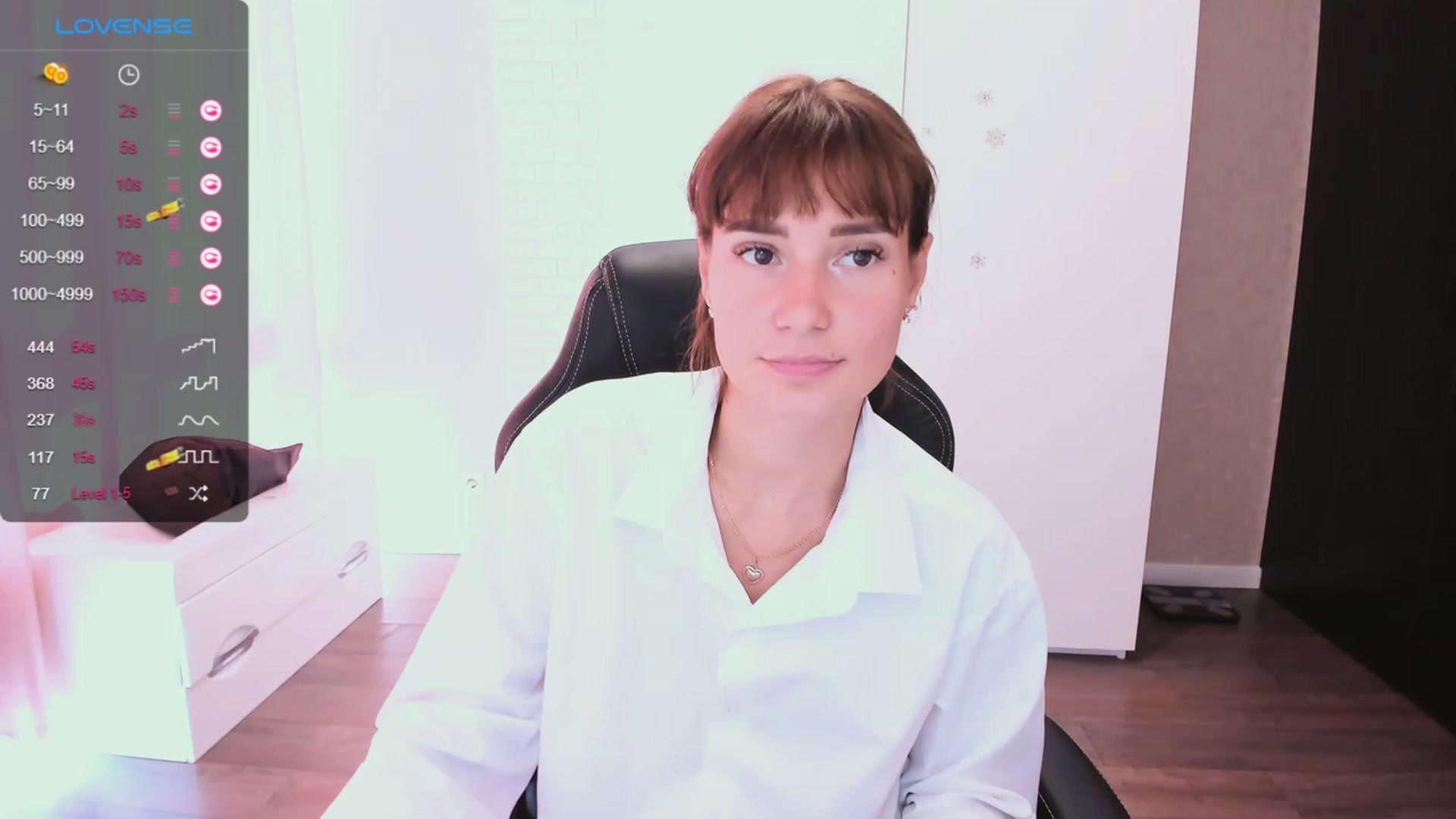 Gallery image thumbnail from HollyMollyy's myfreecams stream on, 09/04/2023, 07:02 image 10 of 20
