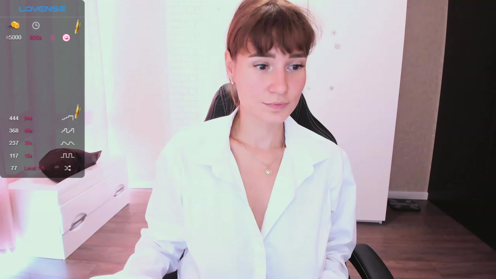 Gallery image thumbnail from HollyMollyy's myfreecams stream on, 09/04/2023, 07:02 image 1 of 20
