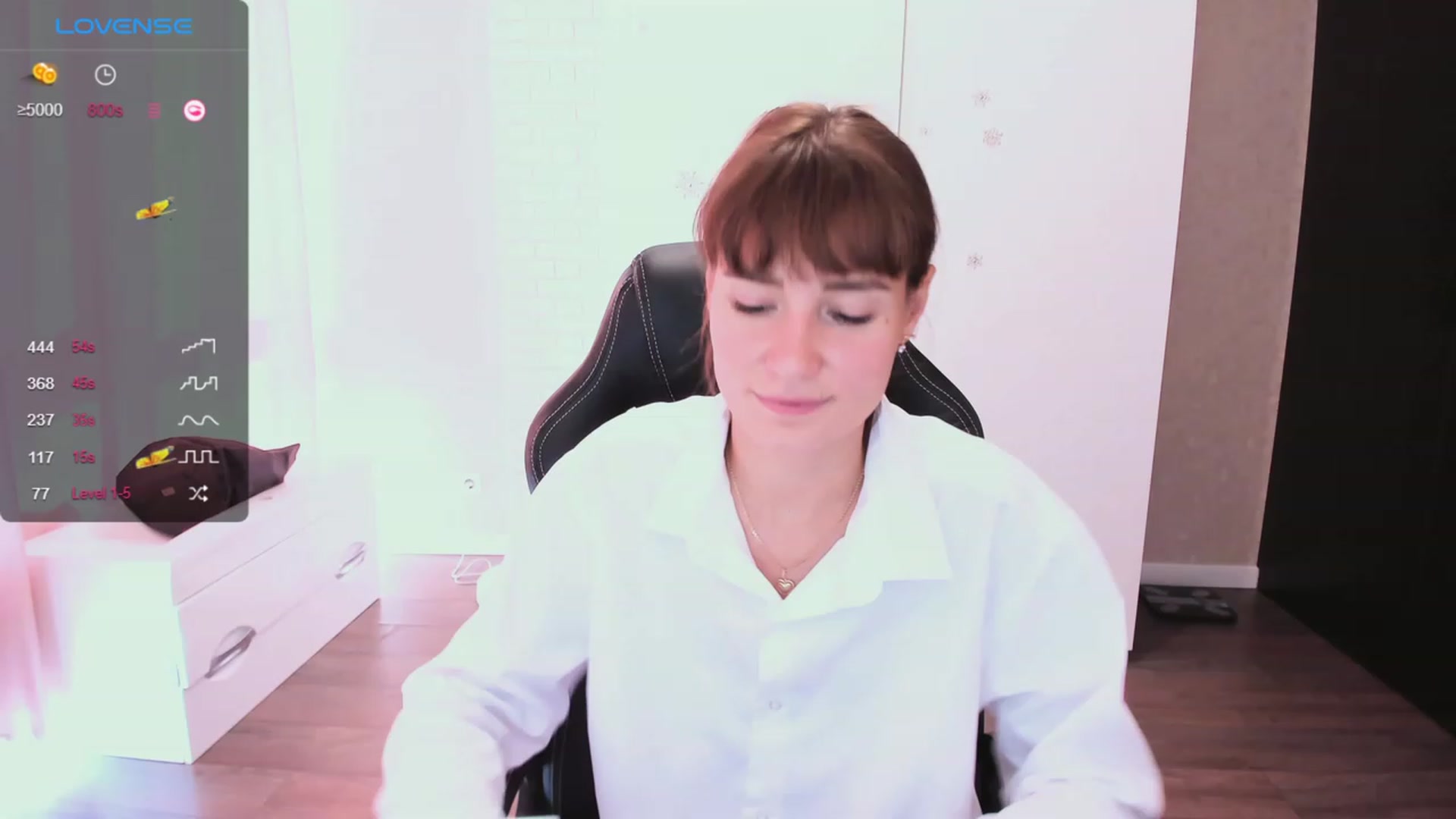 Gallery image thumbnail from HollyMollyy's myfreecams stream on, 09/04/2023, 07:02 image 8 of 20