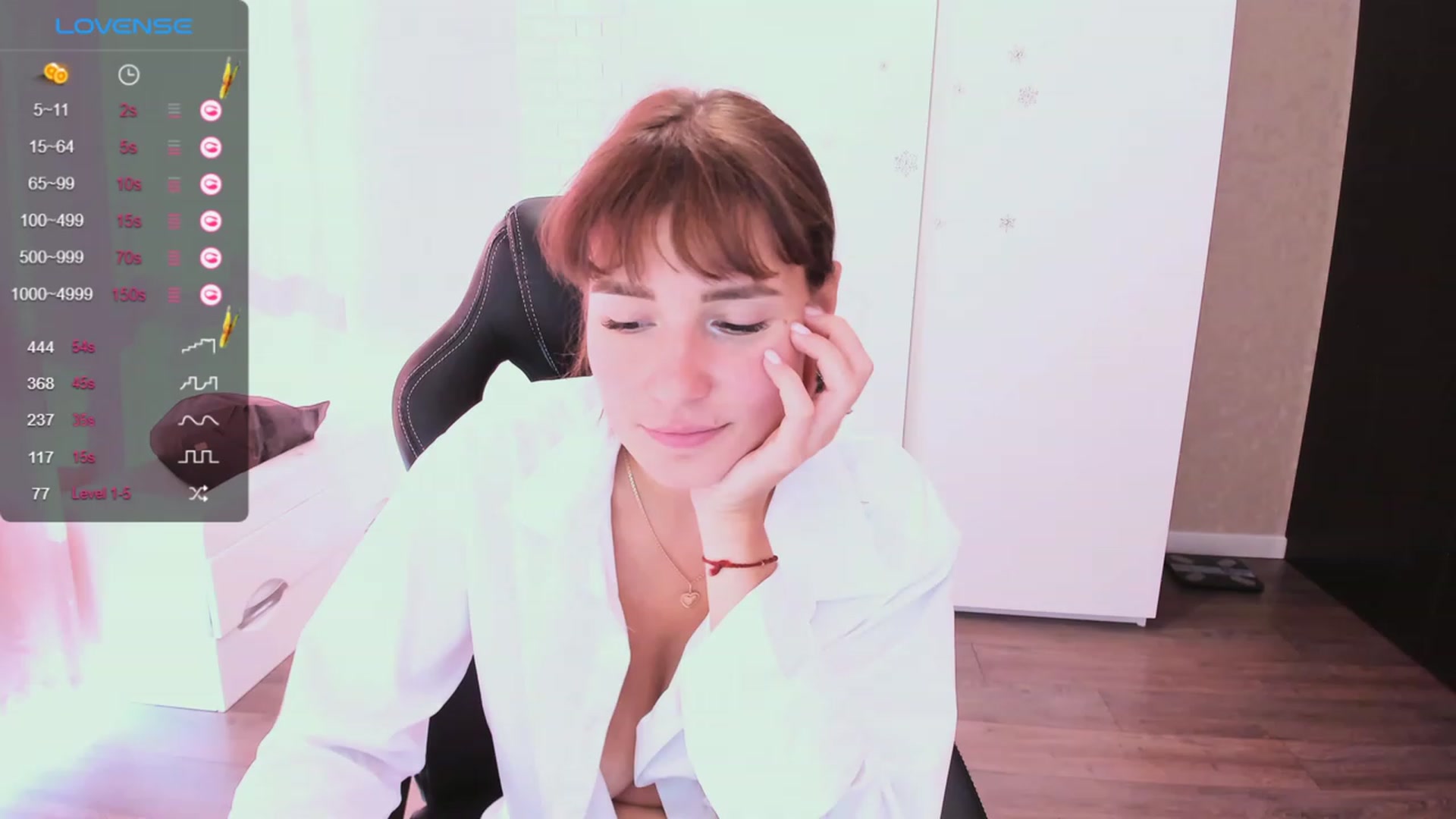 Gallery image thumbnail from HollyMollyy's myfreecams stream on, 09/04/2023, 08:42 image 11 of 20