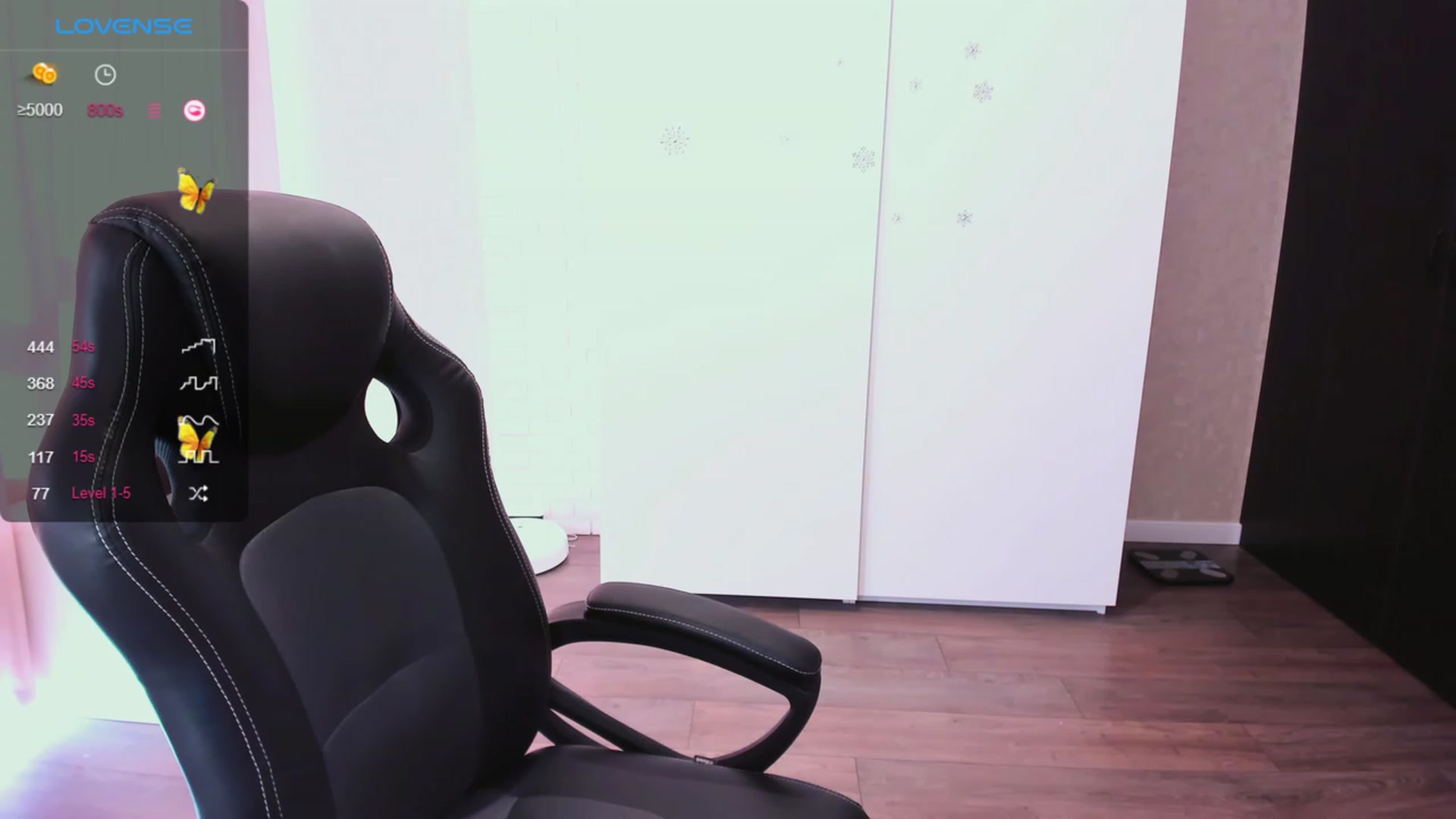 Gallery image thumbnail from HollyMollyy's myfreecams stream on, 09/05/2023, 11:55 image 5 of 20
