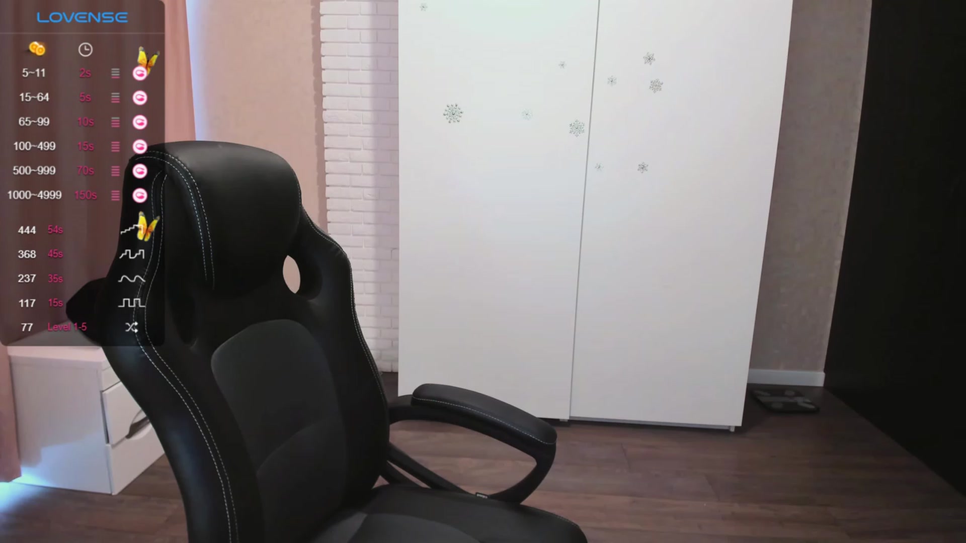 Gallery image thumbnail from HollyMollyy's myfreecams stream on, 09/05/2023, 15:02 image 19 of 20