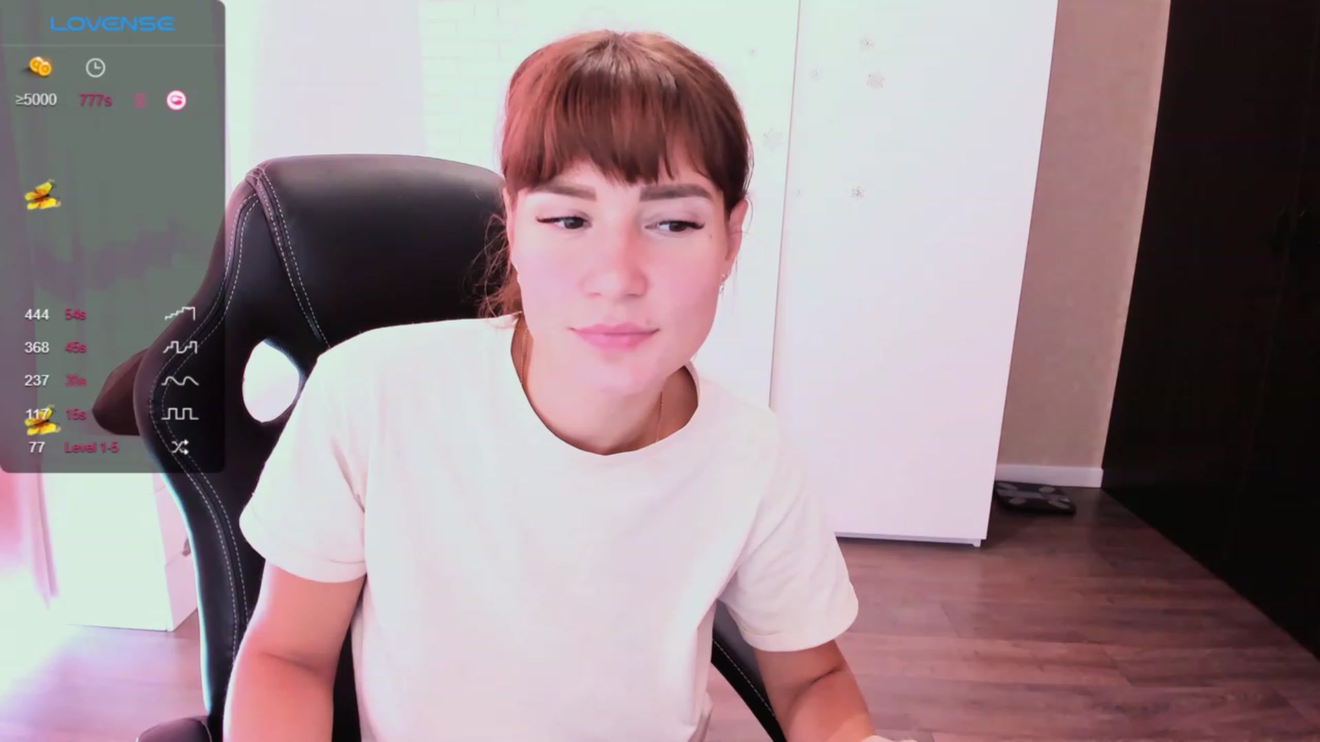Gallery image thumbnail from HollyMollyy's myfreecams stream on, 09/10/2023, 09:58 image 7 of 20