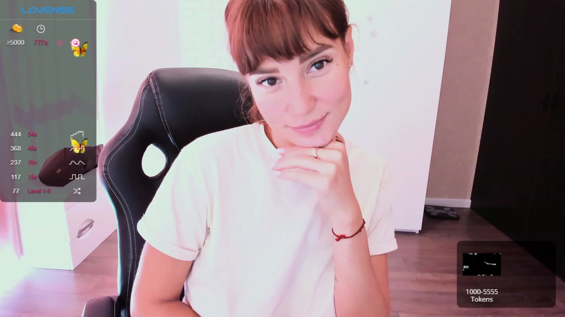 Gallery image thumbnail from HollyMollyy's myfreecams stream on, 09/10/2023, 09:58 image 17 of 20