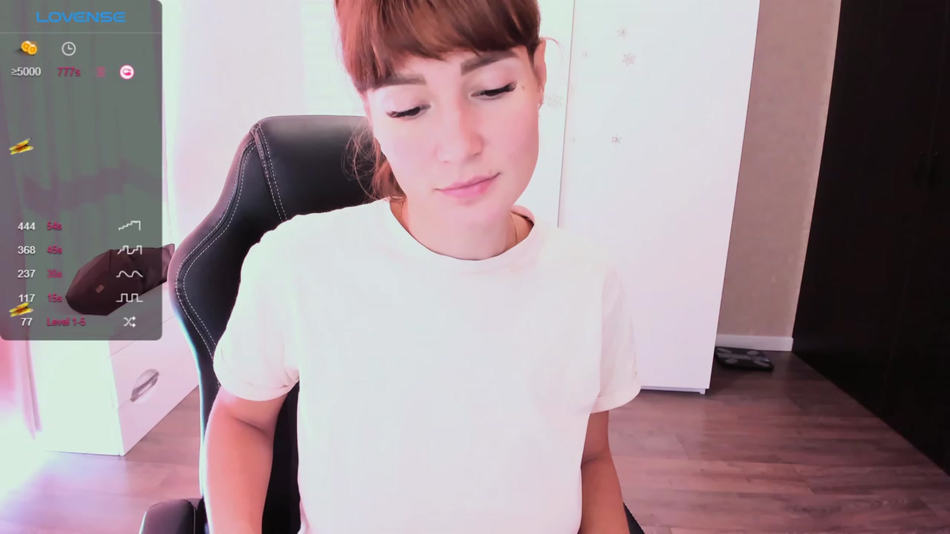 Gallery image thumbnail from HollyMollyy's myfreecams stream on, 09/10/2023, 09:58 image 19 of 20