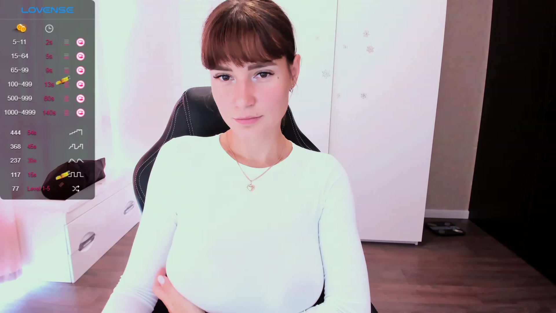 Gallery image thumbnail from HollyMollyy's myfreecams stream on, 09/11/2023, 09:31 image 10 of 20