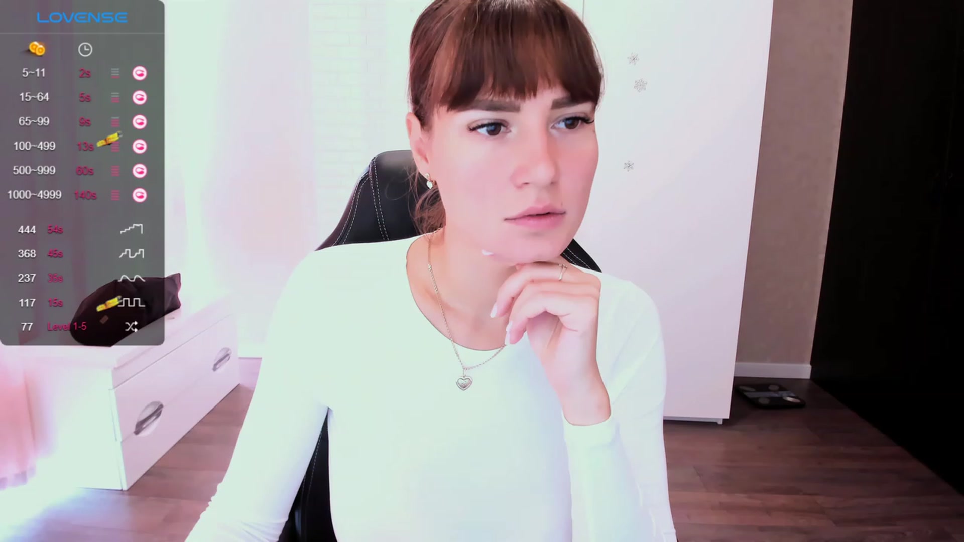 Gallery image thumbnail from HollyMollyy's myfreecams stream on, 09/11/2023, 09:31 image 2 of 20