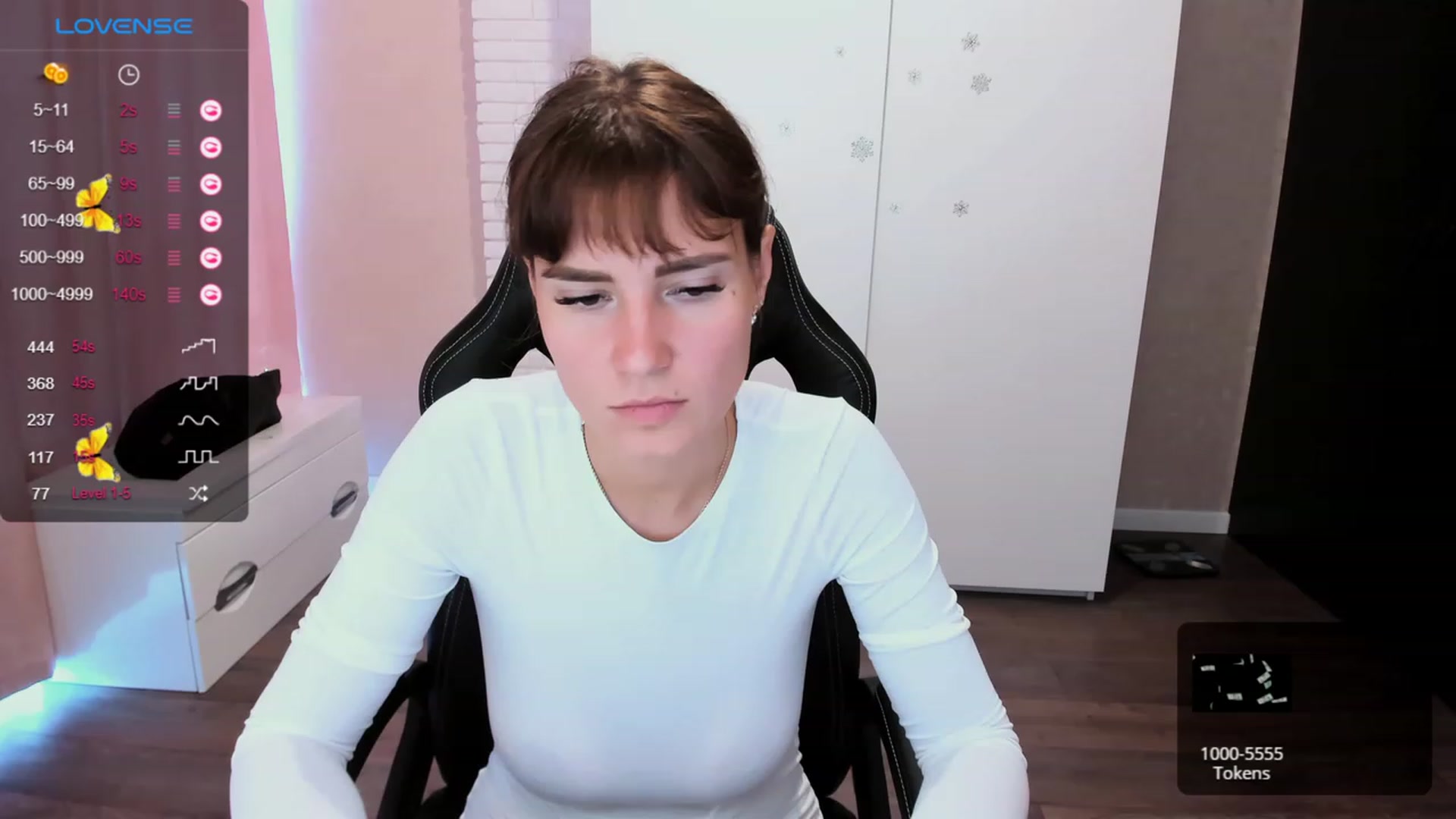 Gallery image thumbnail from HollyMollyy's myfreecams stream on, 09/11/2023, 12:35 image 16 of 20