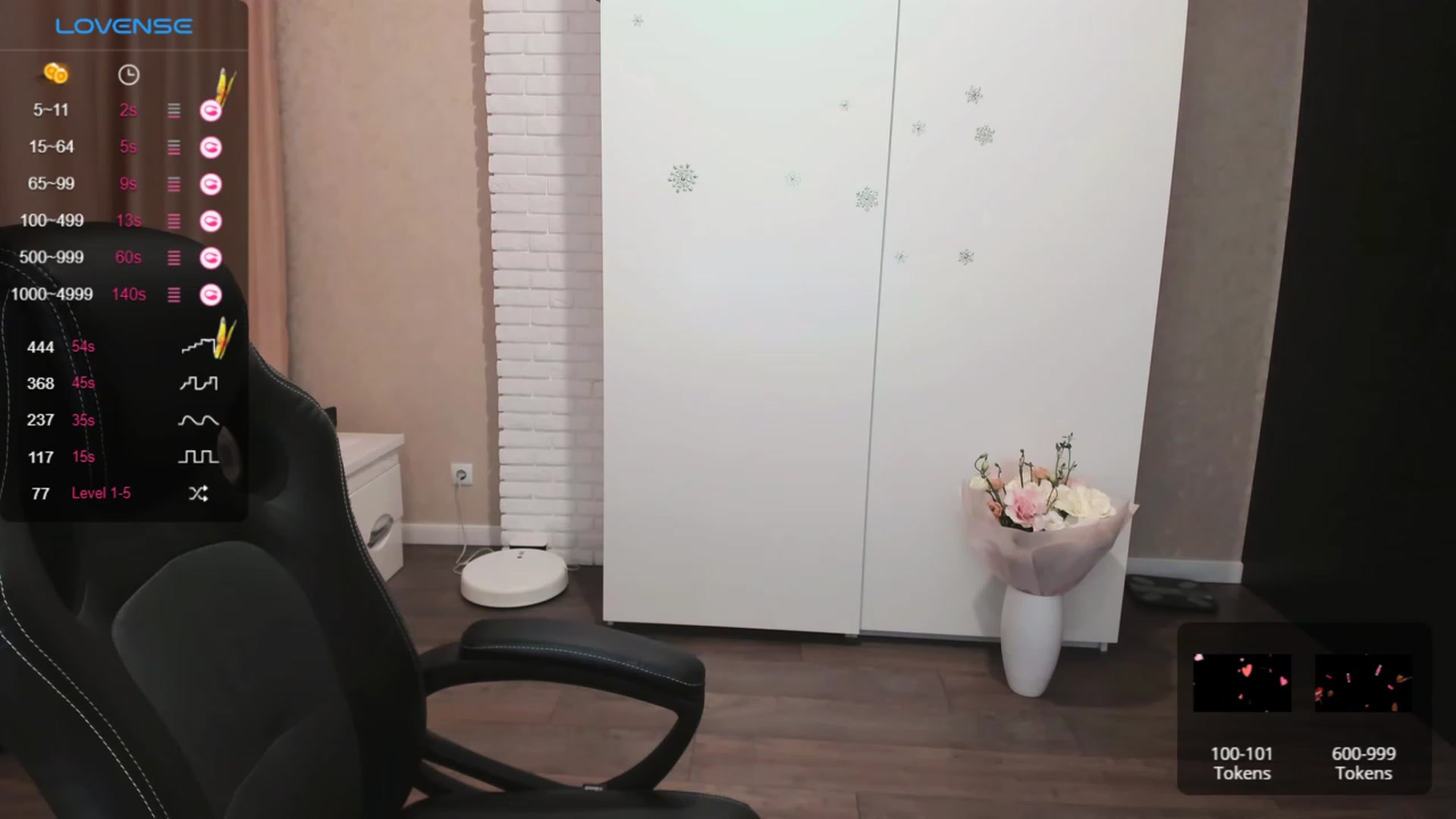 Gallery image thumbnail from HollyMollyy's myfreecams stream on, 09/29/2023, 17:32 image 19 of 20