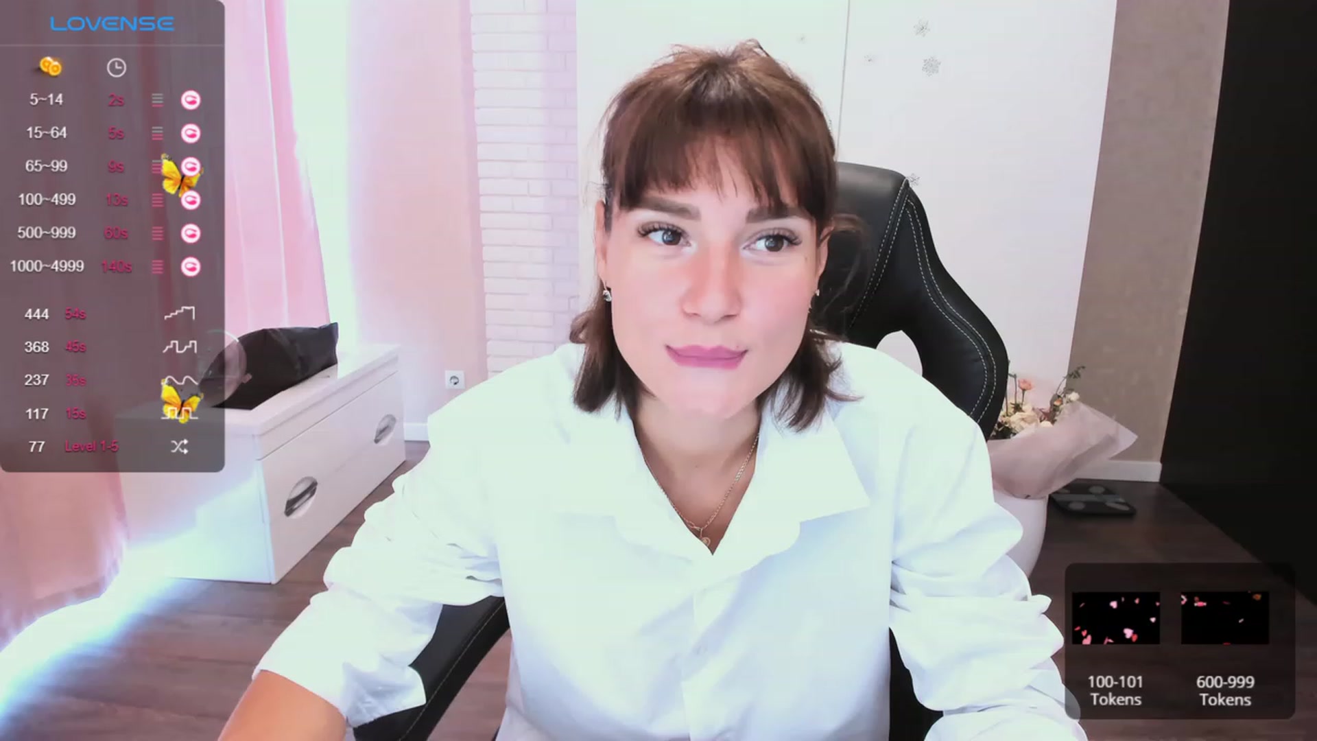 Gallery image thumbnail from HollyMollyy's myfreecams stream on, 10/06/2023, 12:04 image 3 of 20