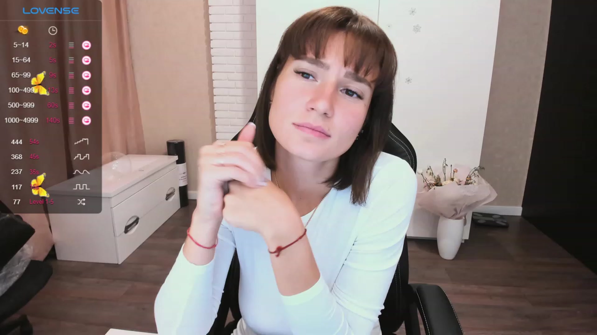 Gallery image thumbnail from HollyMollyy's myfreecams stream on, 10/11/2023, 15:50 image 20 of 20