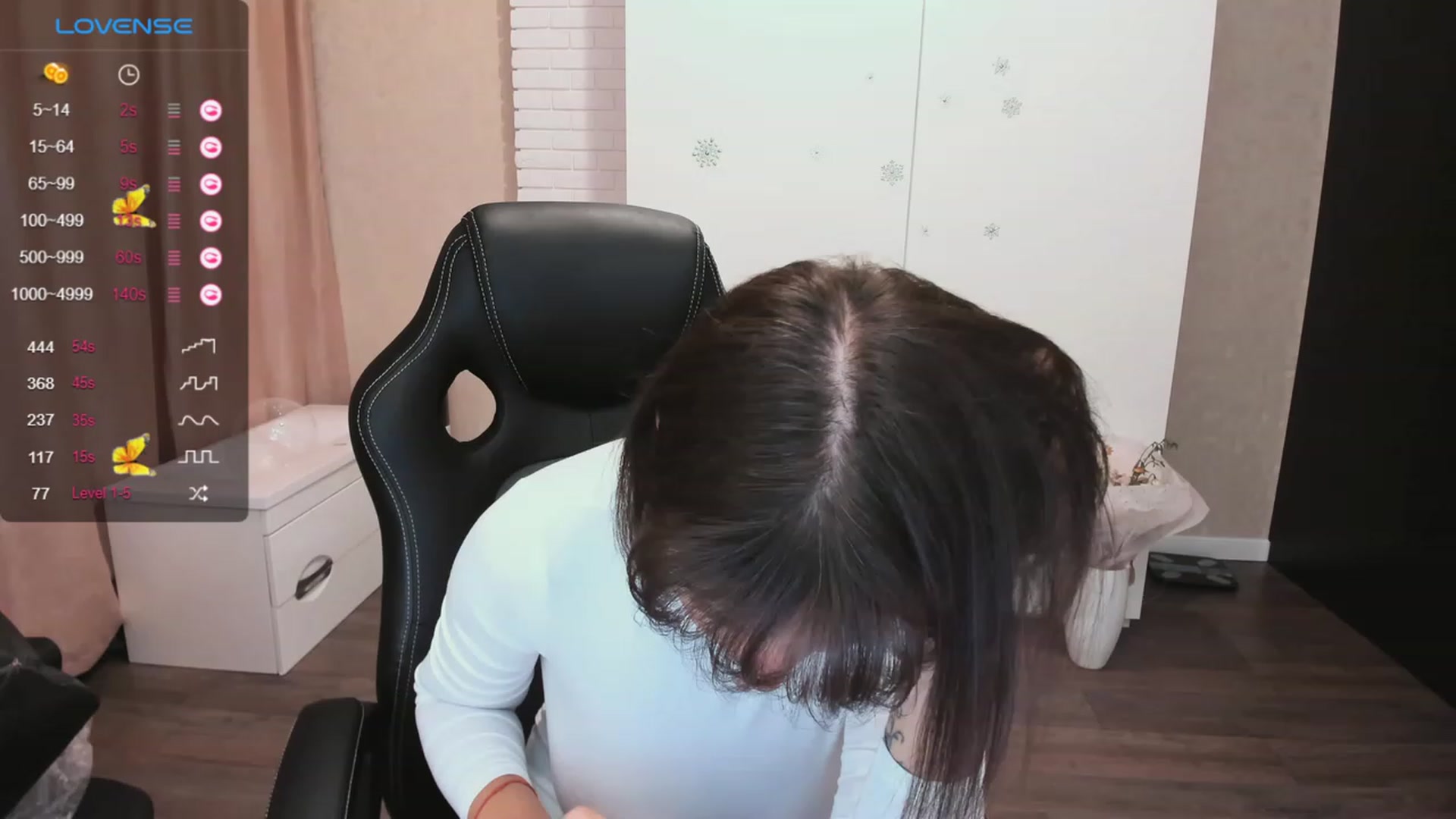 Gallery image thumbnail from HollyMollyy's myfreecams stream on, 10/11/2023, 15:50 image 5 of 20