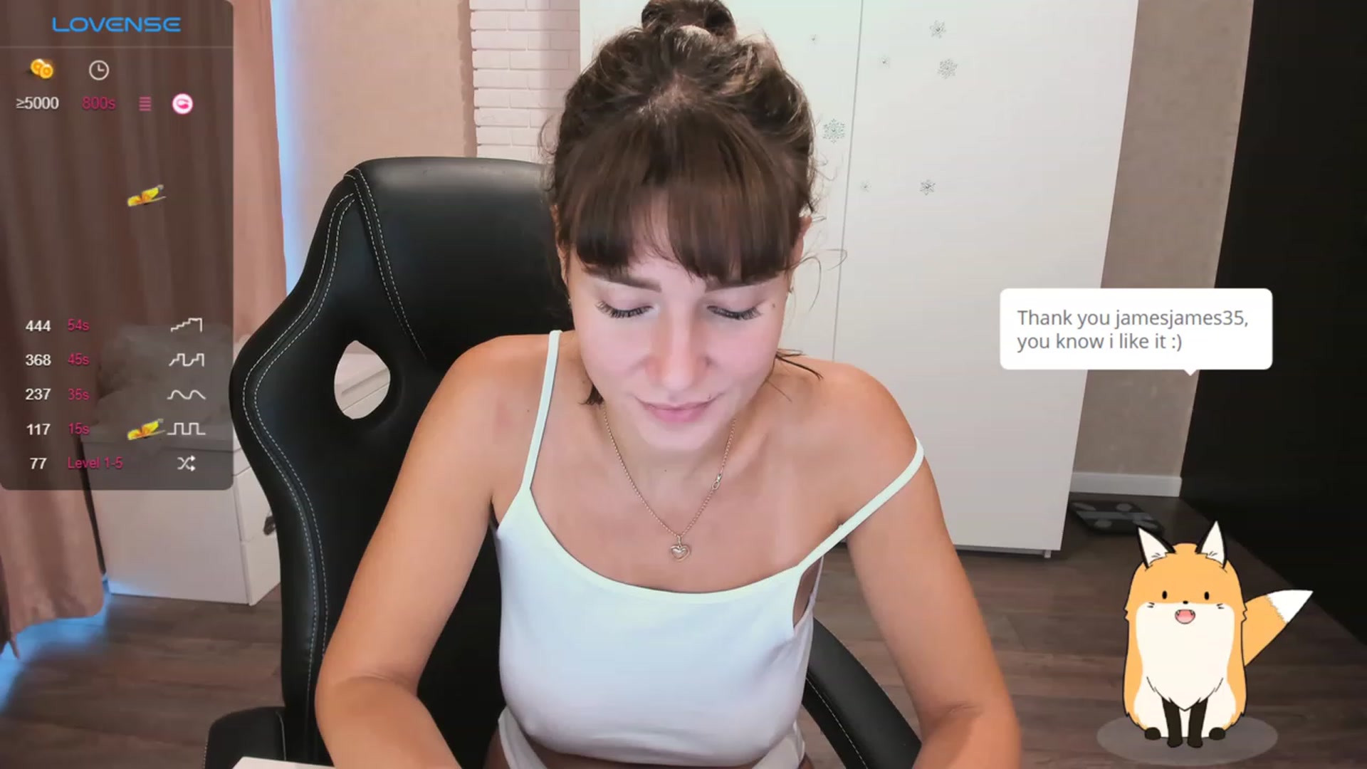 Gallery image thumbnail from HollyMollyy's myfreecams stream on, 10/21/2023, 13:14 image 12 of 20
