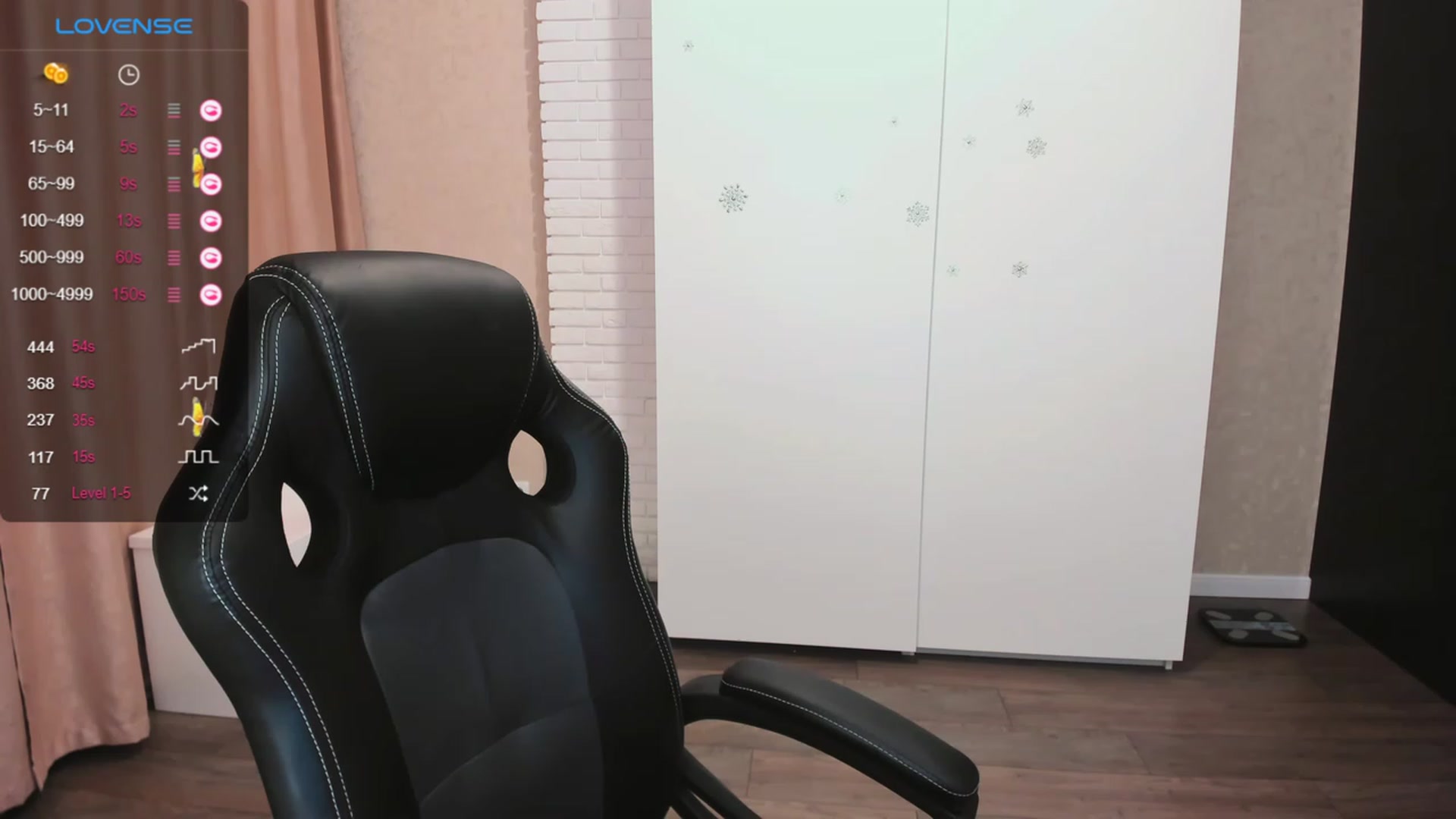 Gallery image thumbnail from HollyMollyy's myfreecams stream on, 11/08/2023, 16:50 image 12 of 20