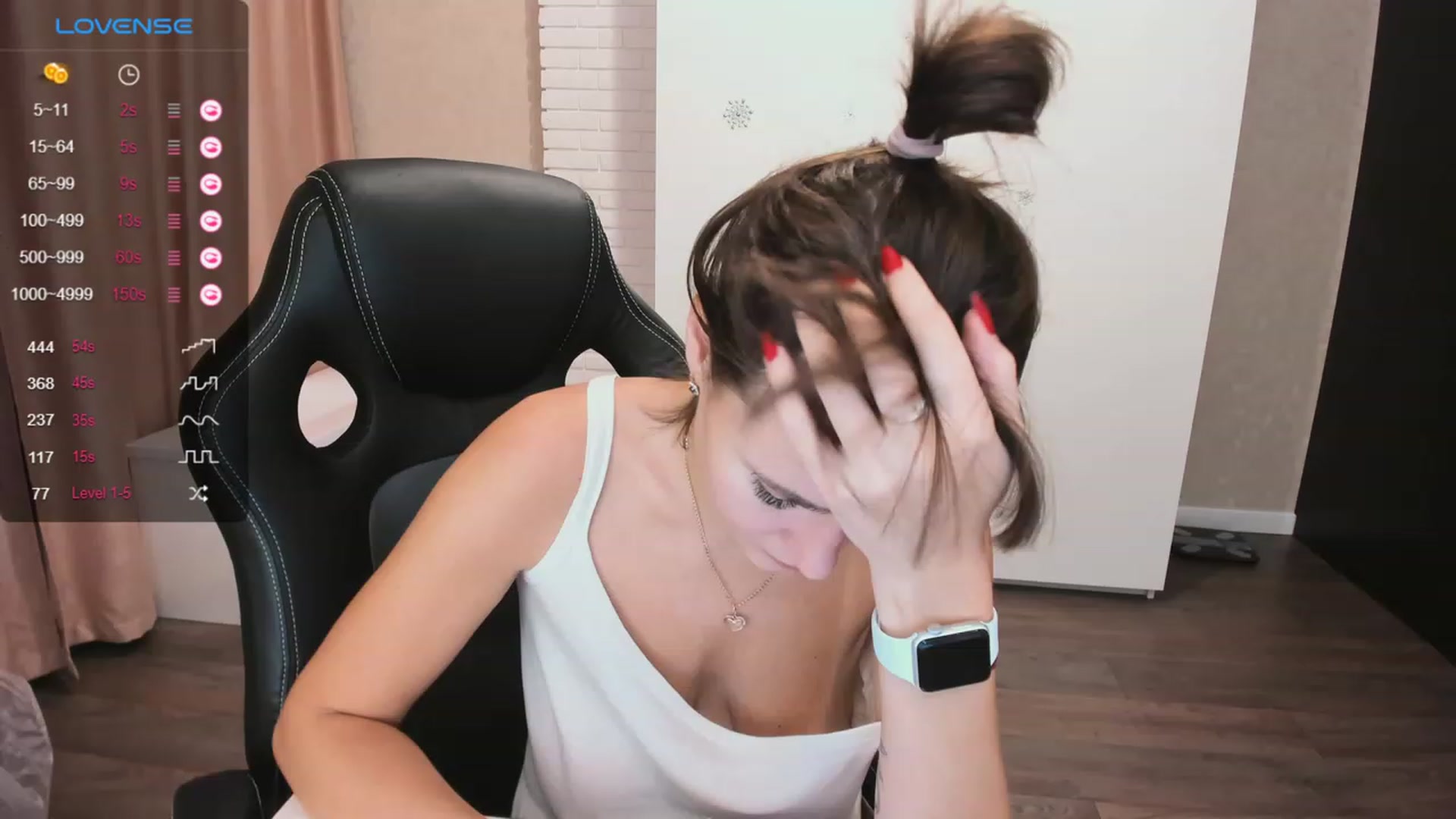 Gallery image thumbnail from HollyMollyy's myfreecams stream on, 11/10/2023, 19:19 image 8 of 20