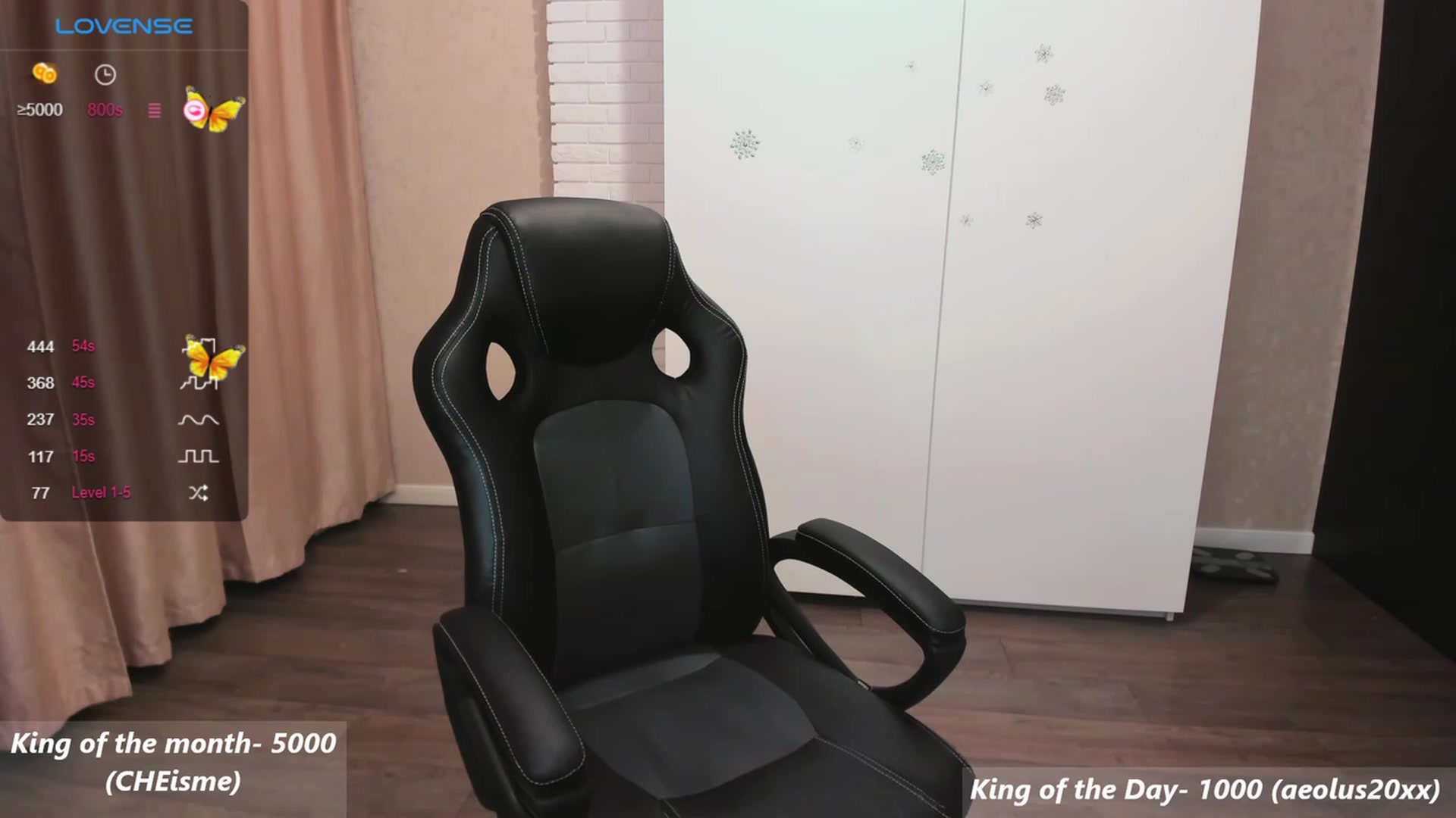 Gallery image thumbnail from HollyMollyy's myfreecams stream on, 11/12/2023, 18:59 image 14 of 20
