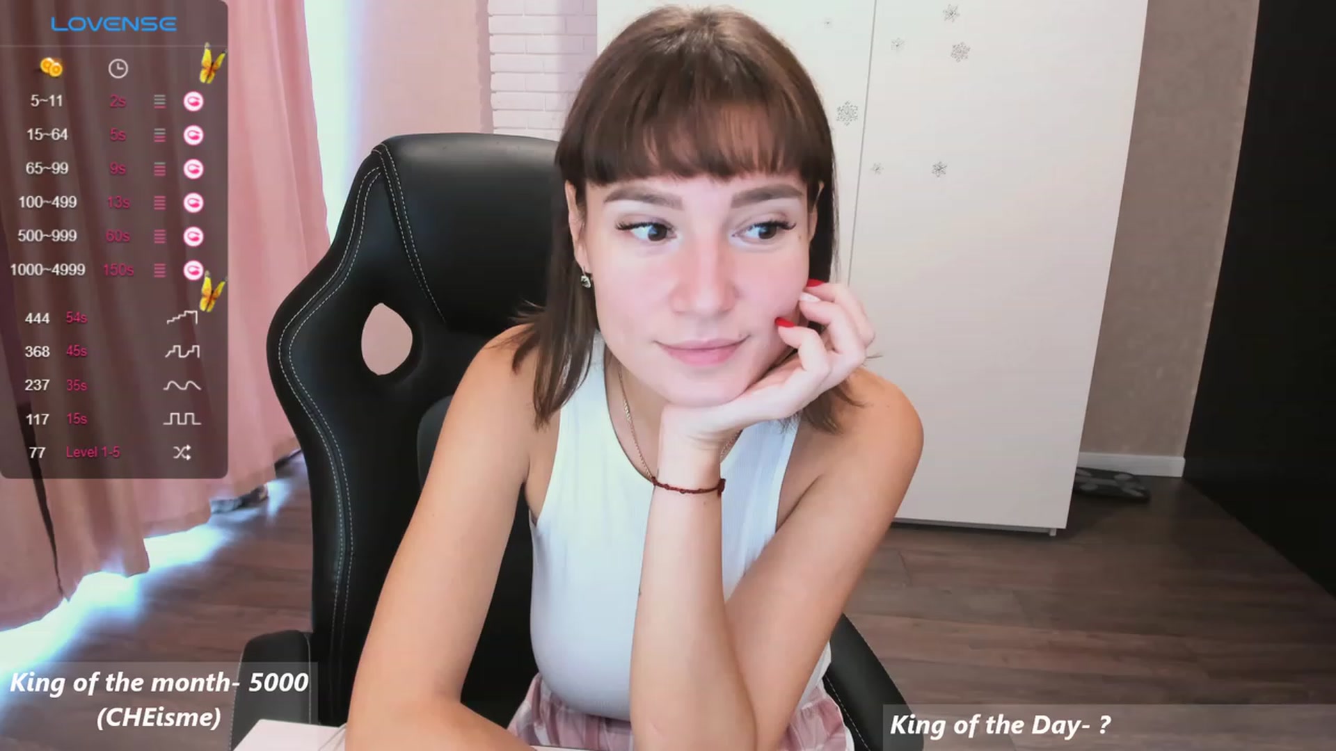 Gallery image thumbnail from HollyMollyy's myfreecams stream on, 11/13/2023, 10:13 image 2 of 20