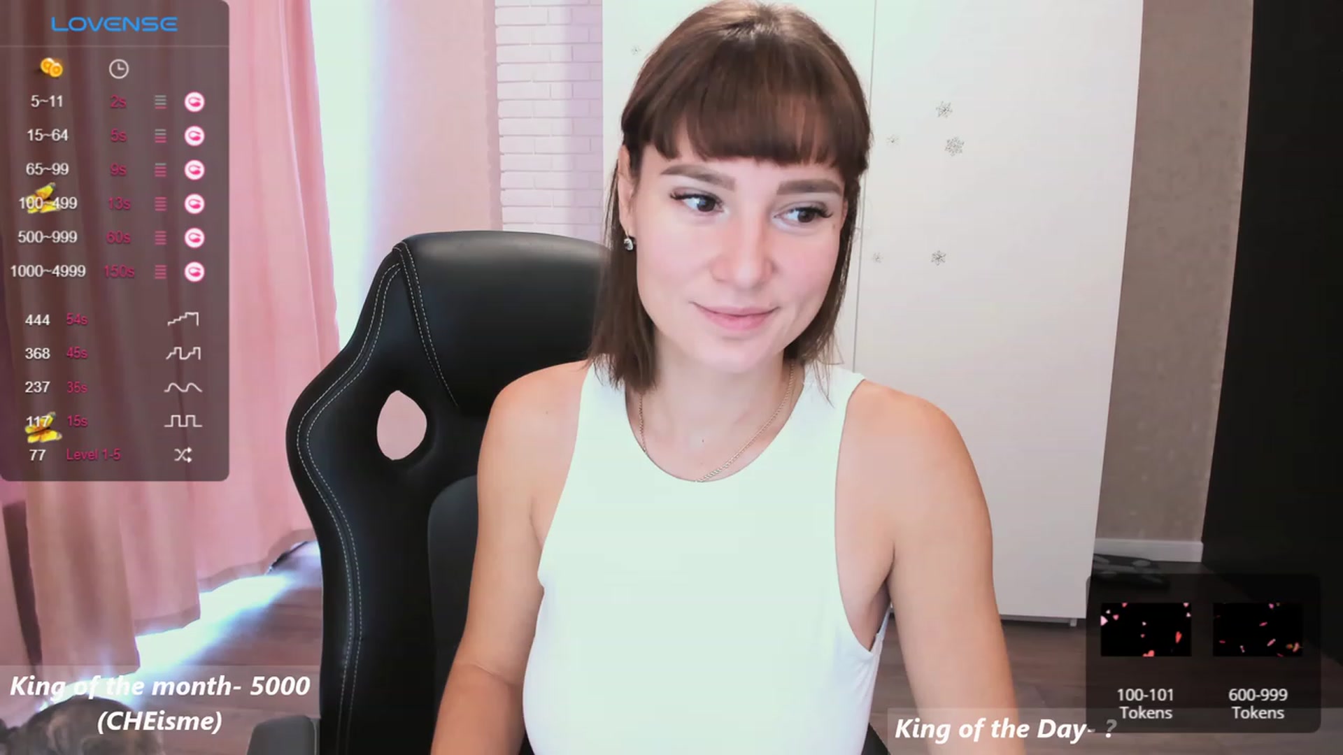Gallery image thumbnail from HollyMollyy's myfreecams stream on, 11/13/2023, 10:13 image 1 of 20