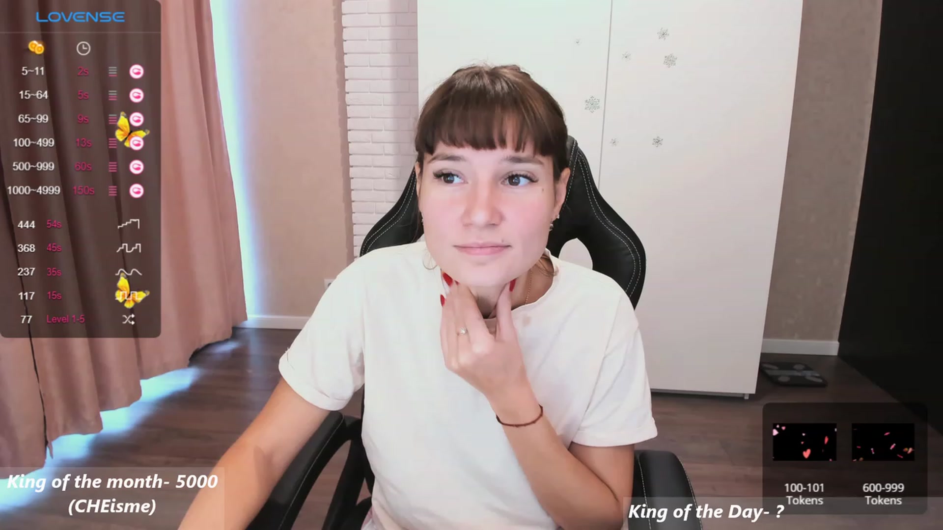 Gallery image thumbnail from HollyMollyy's myfreecams stream on, 11/14/2023, 12:30 image 8 of 20