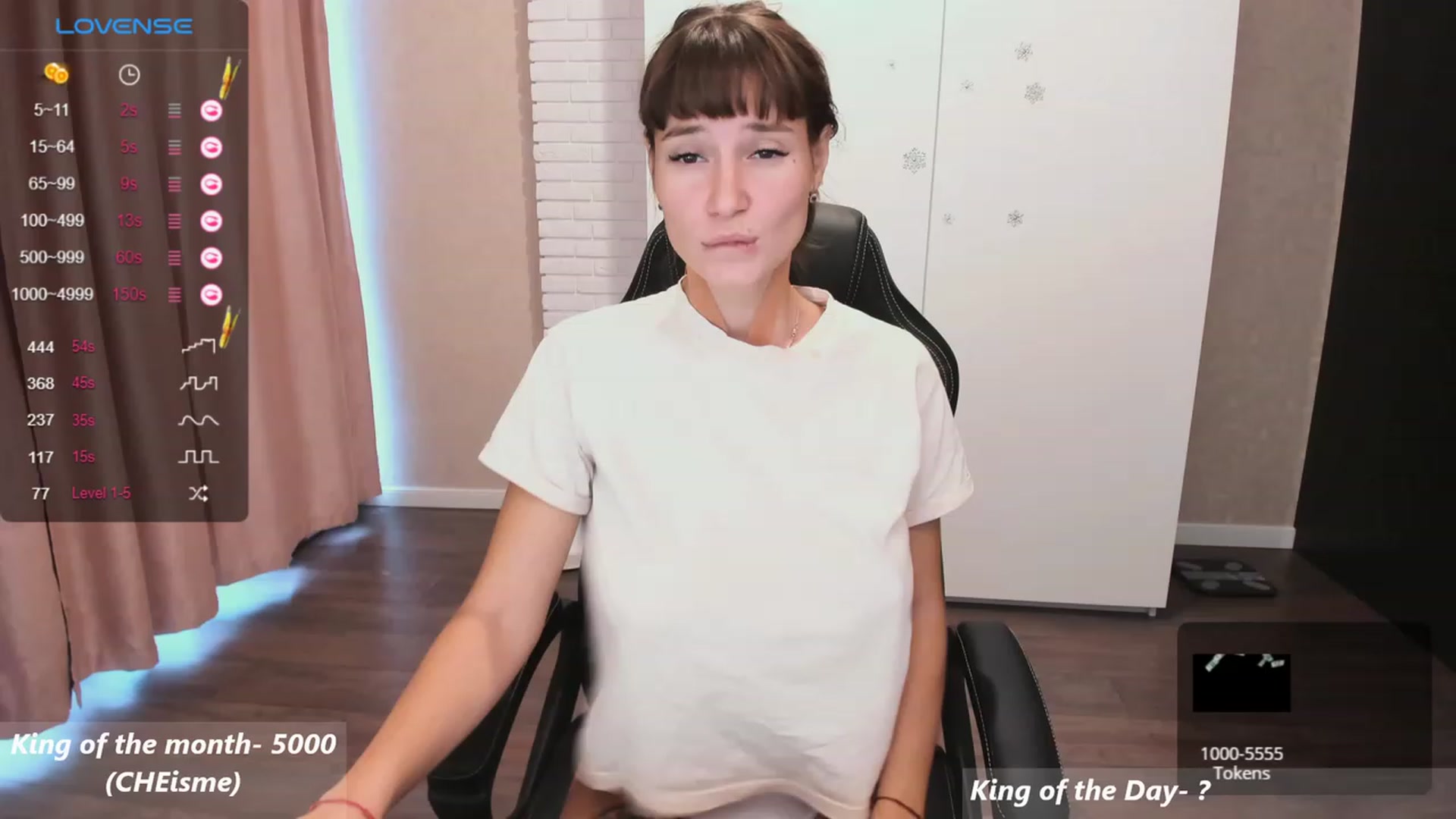 Gallery image thumbnail from HollyMollyy's myfreecams stream on, 11/14/2023, 12:30 image 15 of 20