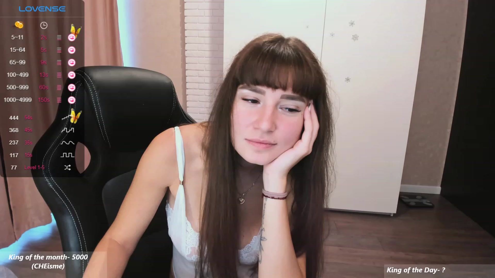 Gallery image thumbnail from HollyMollyy's myfreecams stream on, 11/18/2023, 11:42 image 20 of 20