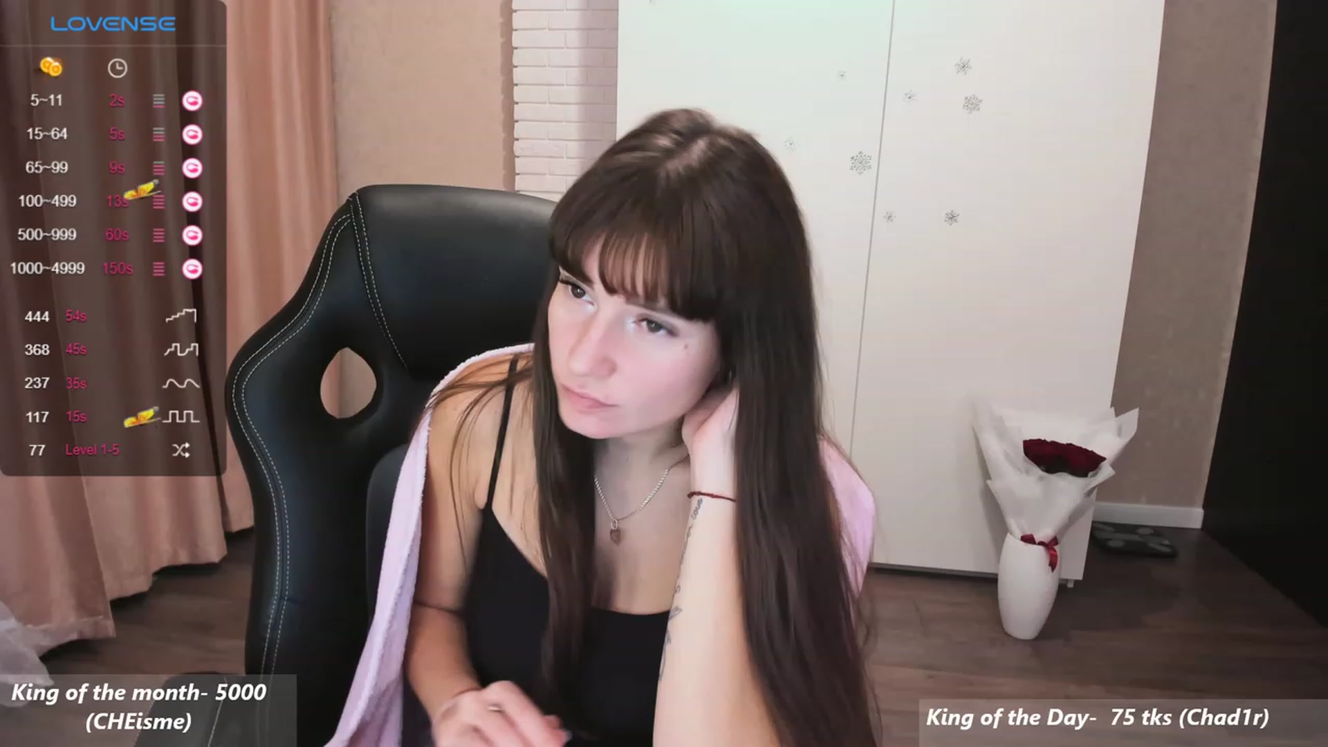 Gallery image thumbnail from HollyMollyy's myfreecams stream on, 11/19/2023, 14:14 image 19 of 20