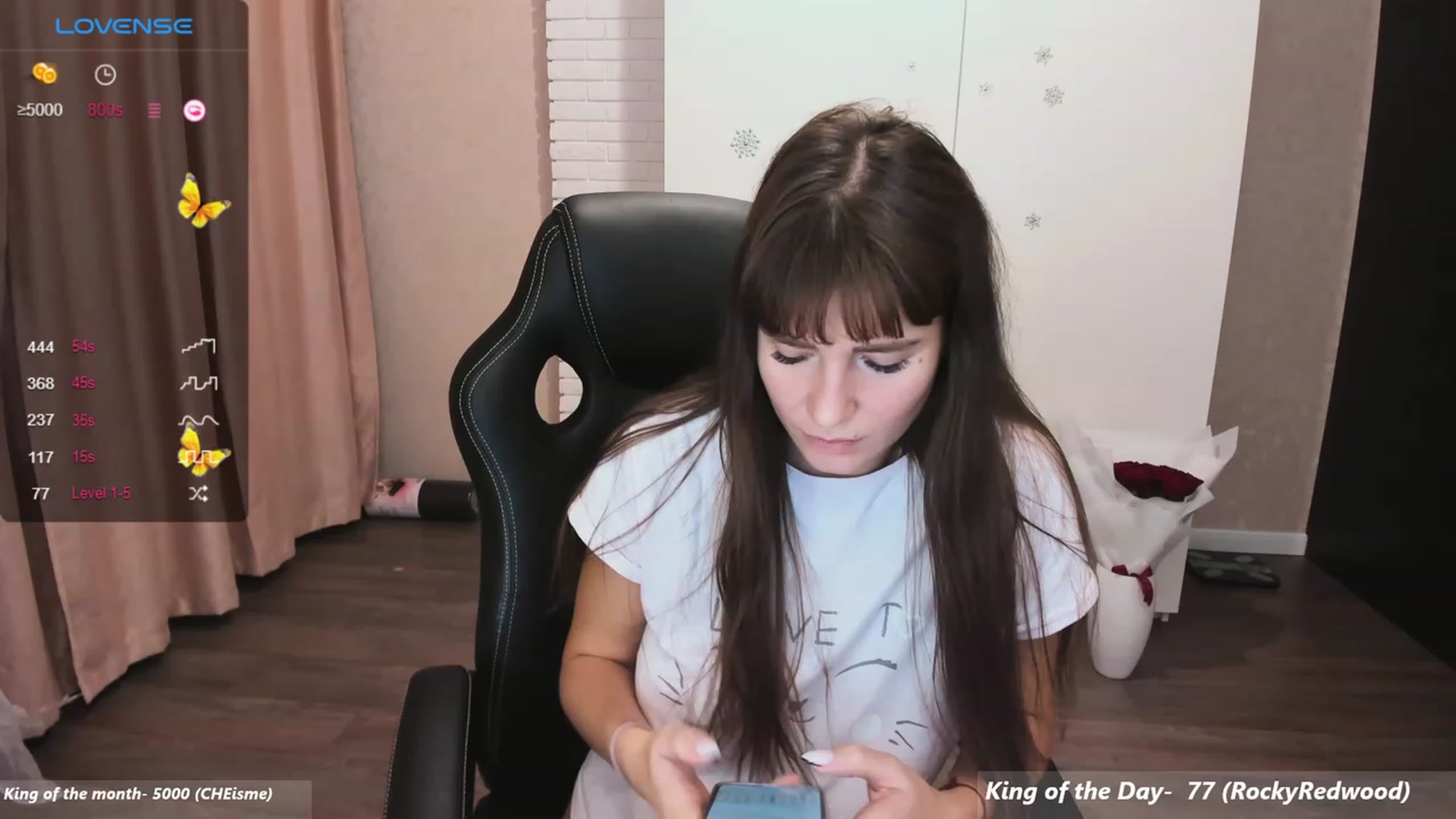 Gallery image thumbnail from HollyMollyy's myfreecams stream on, 11/19/2023, 20:13 image 16 of 20