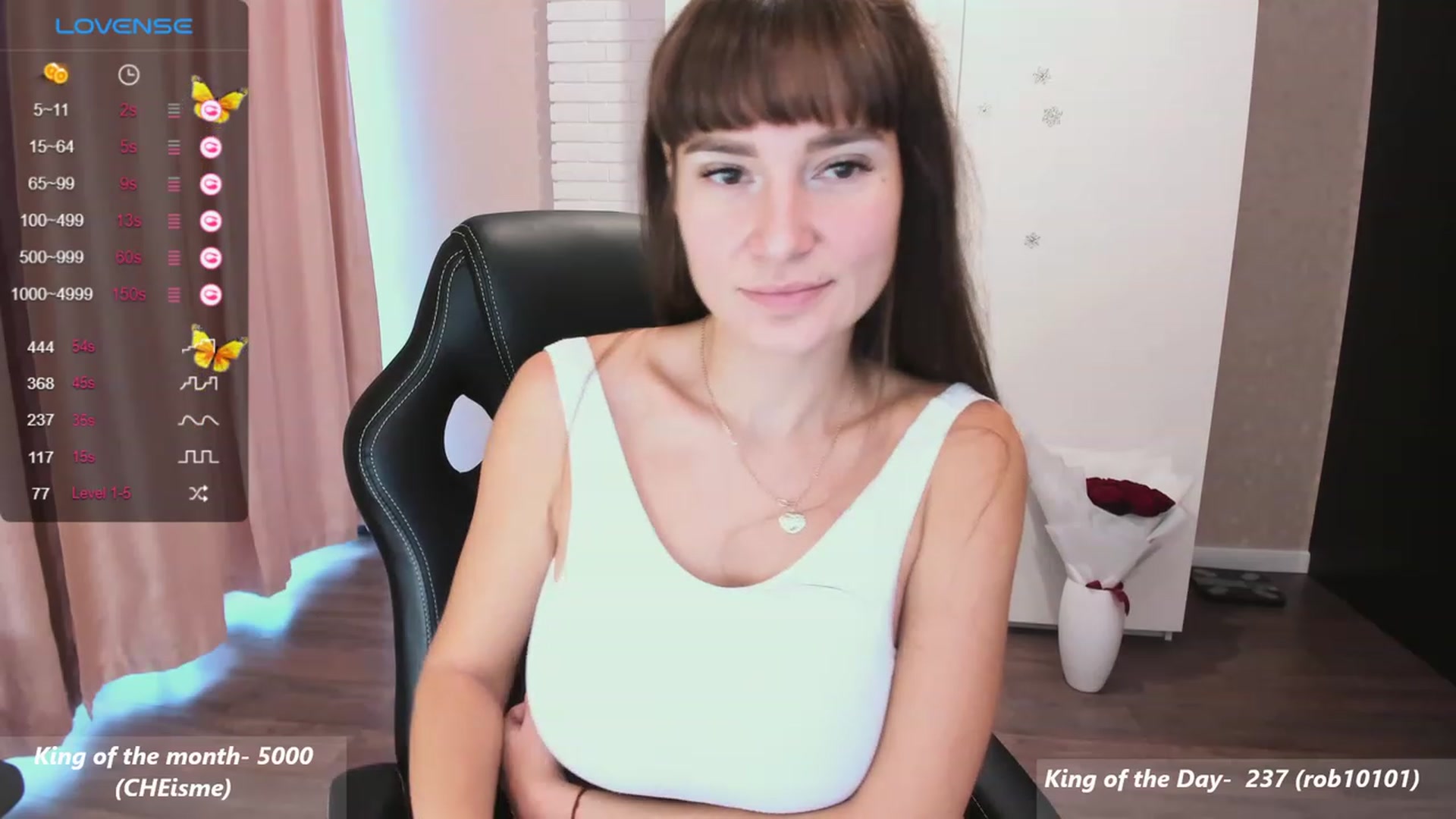Gallery image thumbnail from HollyMollyy's myfreecams stream on, 11/20/2023, 12:00 image 10 of 20