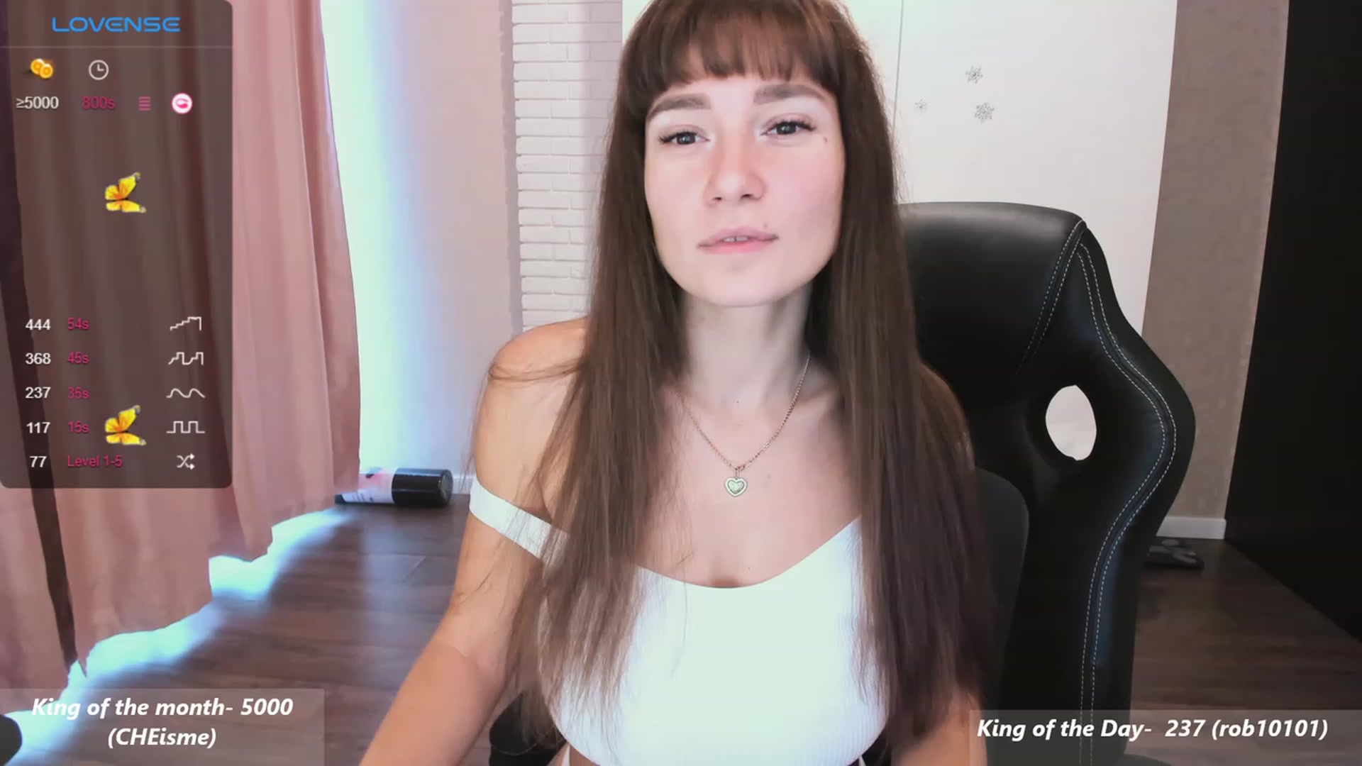 Gallery image thumbnail from HollyMollyy's myfreecams stream on, 11/20/2023, 12:00 image 2 of 20