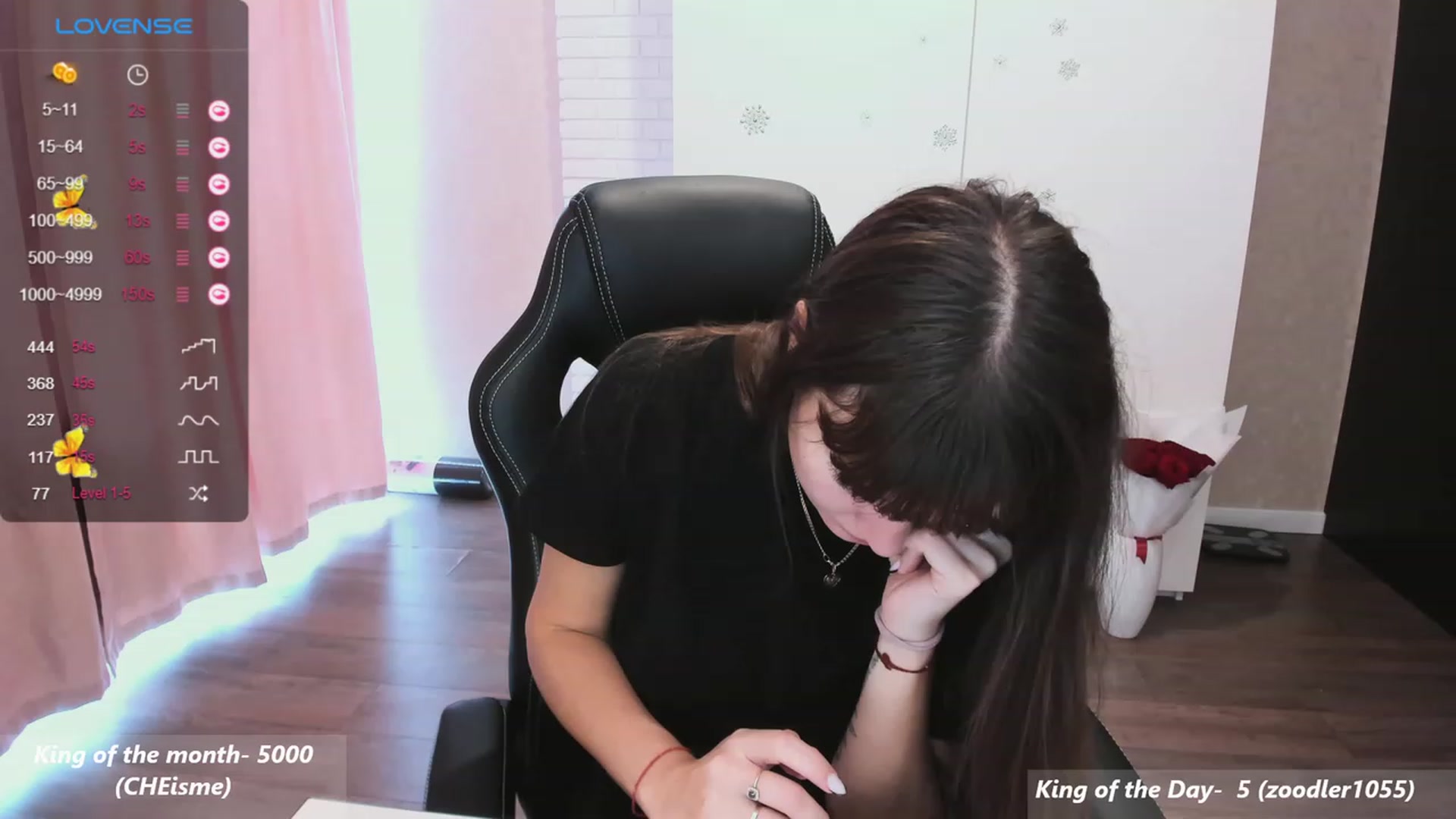 Gallery image thumbnail from HollyMollyy's myfreecams stream on, 11/22/2023, 09:25 image 18 of 20