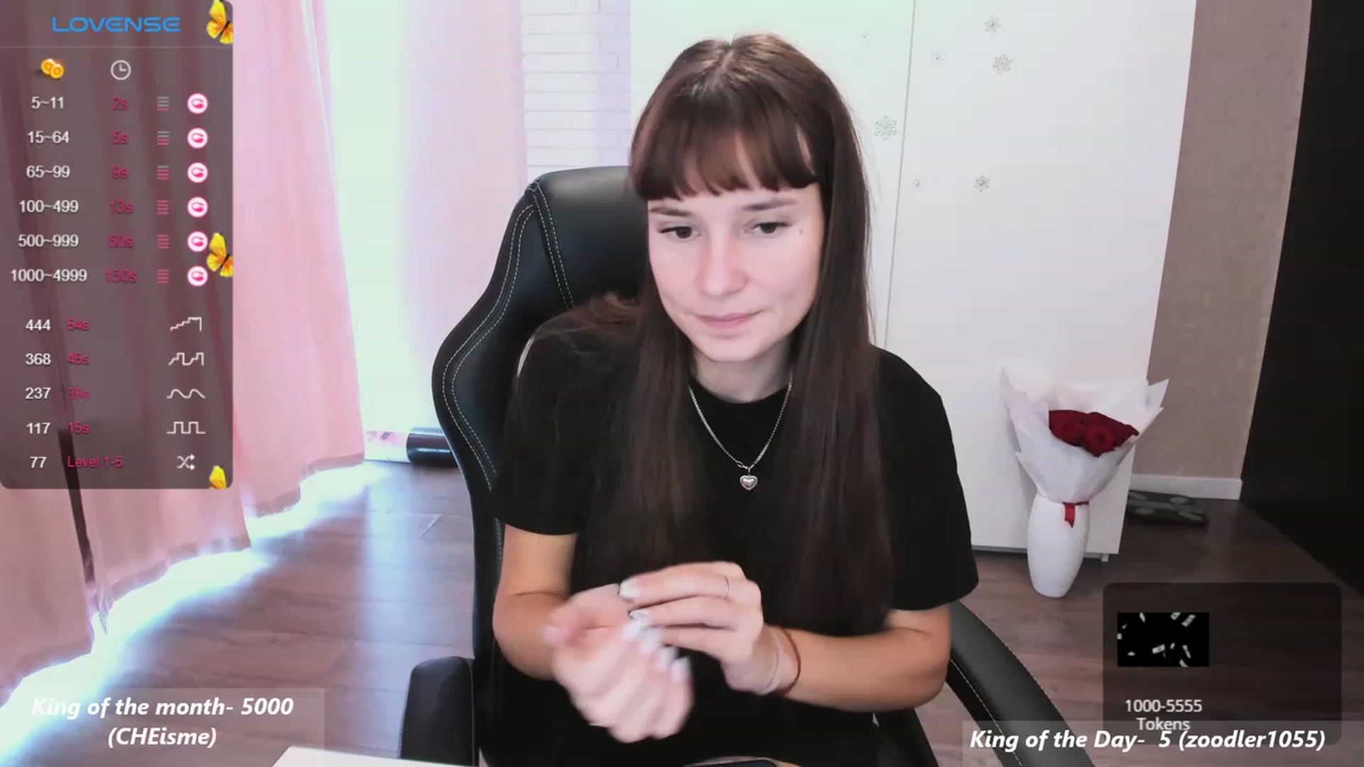Gallery image thumbnail from HollyMollyy's myfreecams stream on, 11/22/2023, 09:25 image 12 of 20