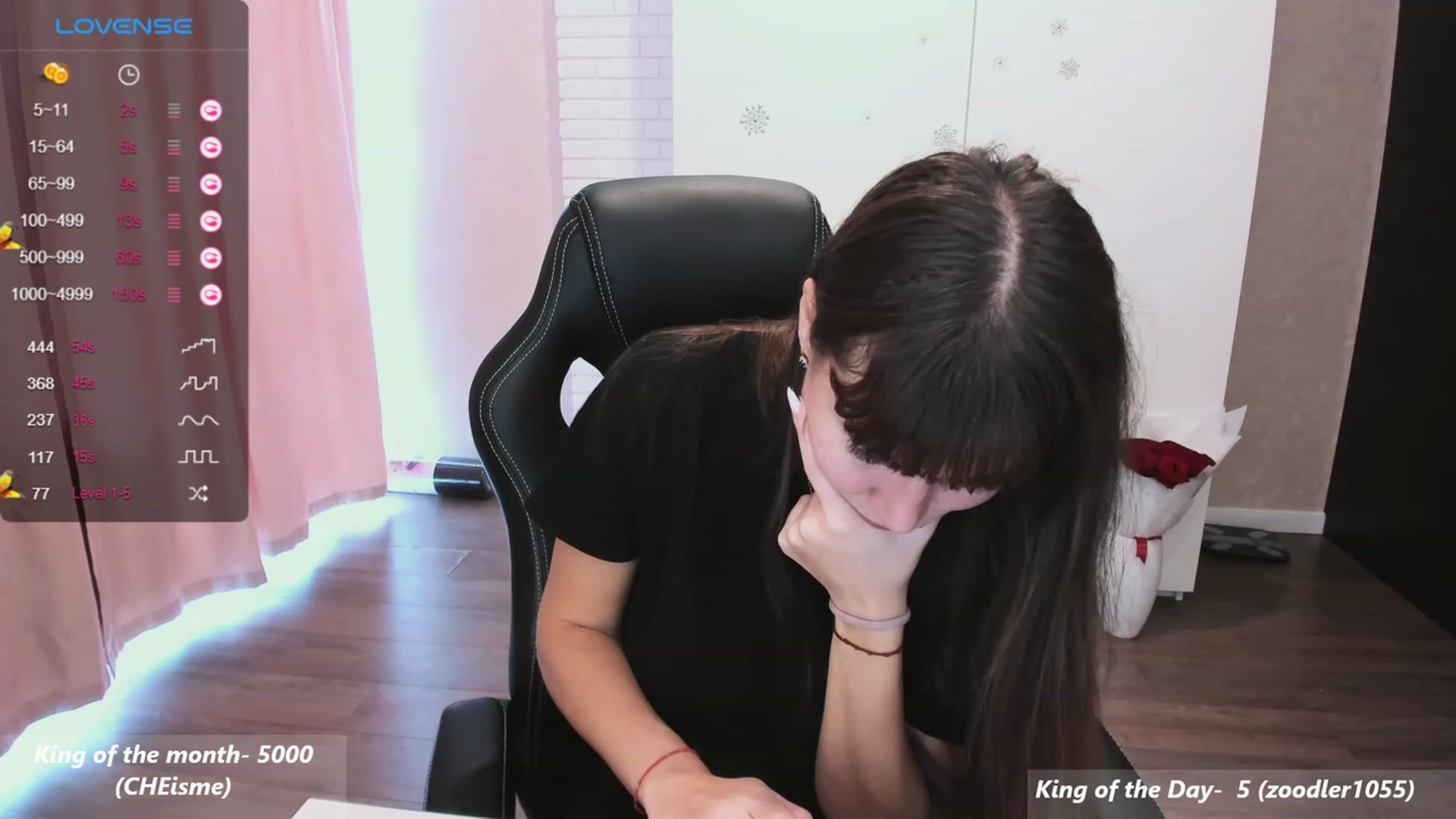 Gallery image thumbnail from HollyMollyy's myfreecams stream on, 11/22/2023, 09:25 image 19 of 20