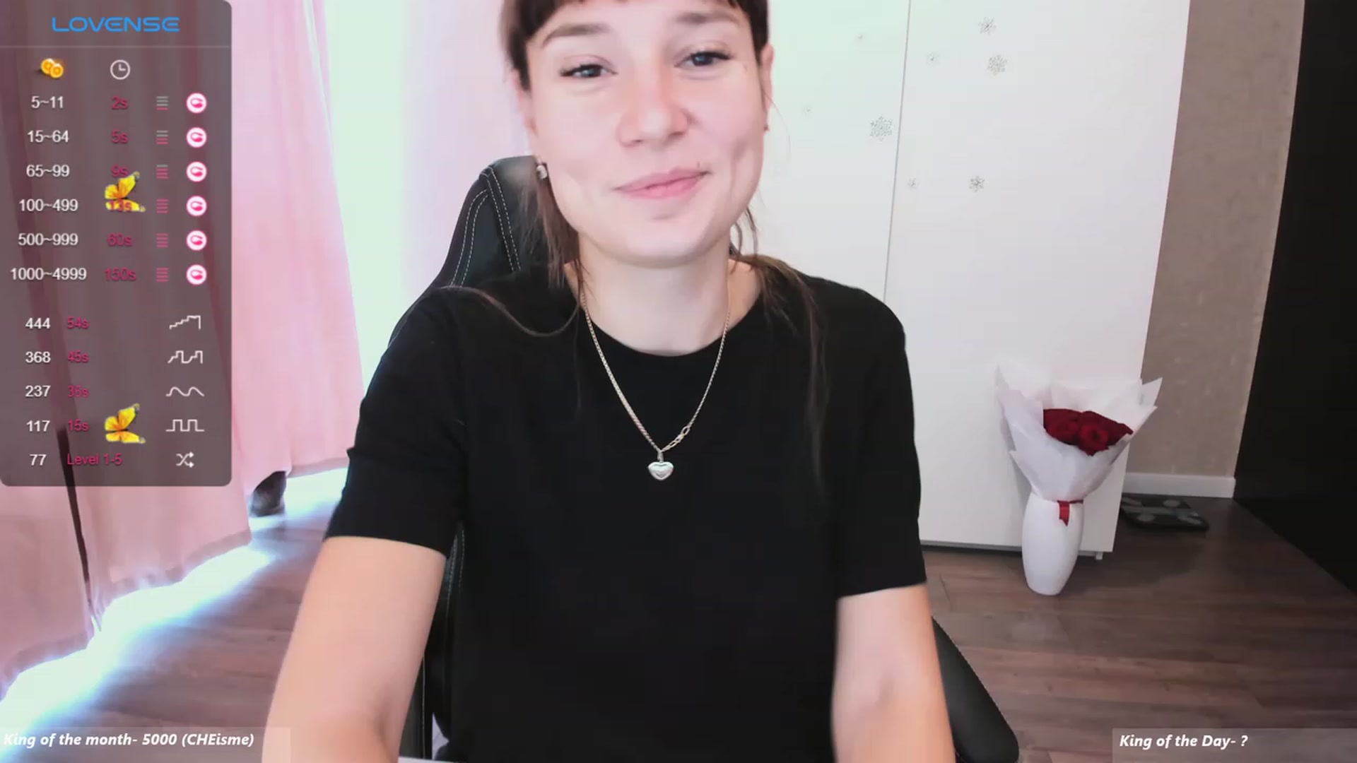 Gallery image thumbnail from HollyMollyy's myfreecams stream on, 11/22/2023, 09:25 image 1 of 20