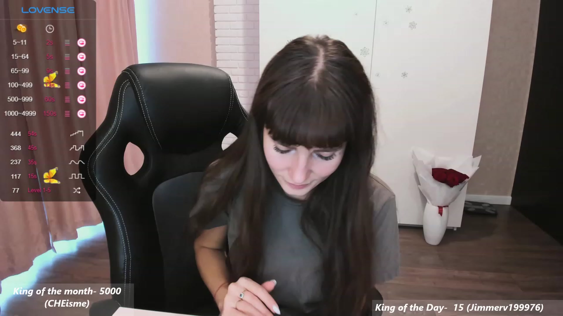 Gallery image thumbnail from HollyMollyy's myfreecams stream on, 11/22/2023, 12:04 image 13 of 20