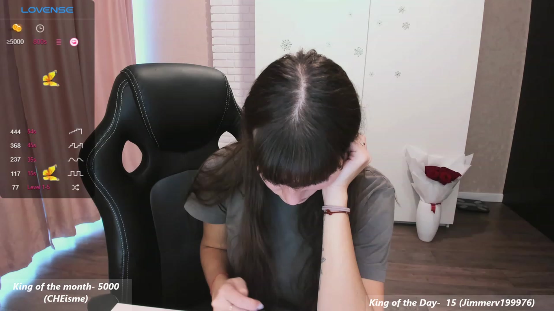 Gallery image thumbnail from HollyMollyy's myfreecams stream on, 11/22/2023, 12:04 image 15 of 20