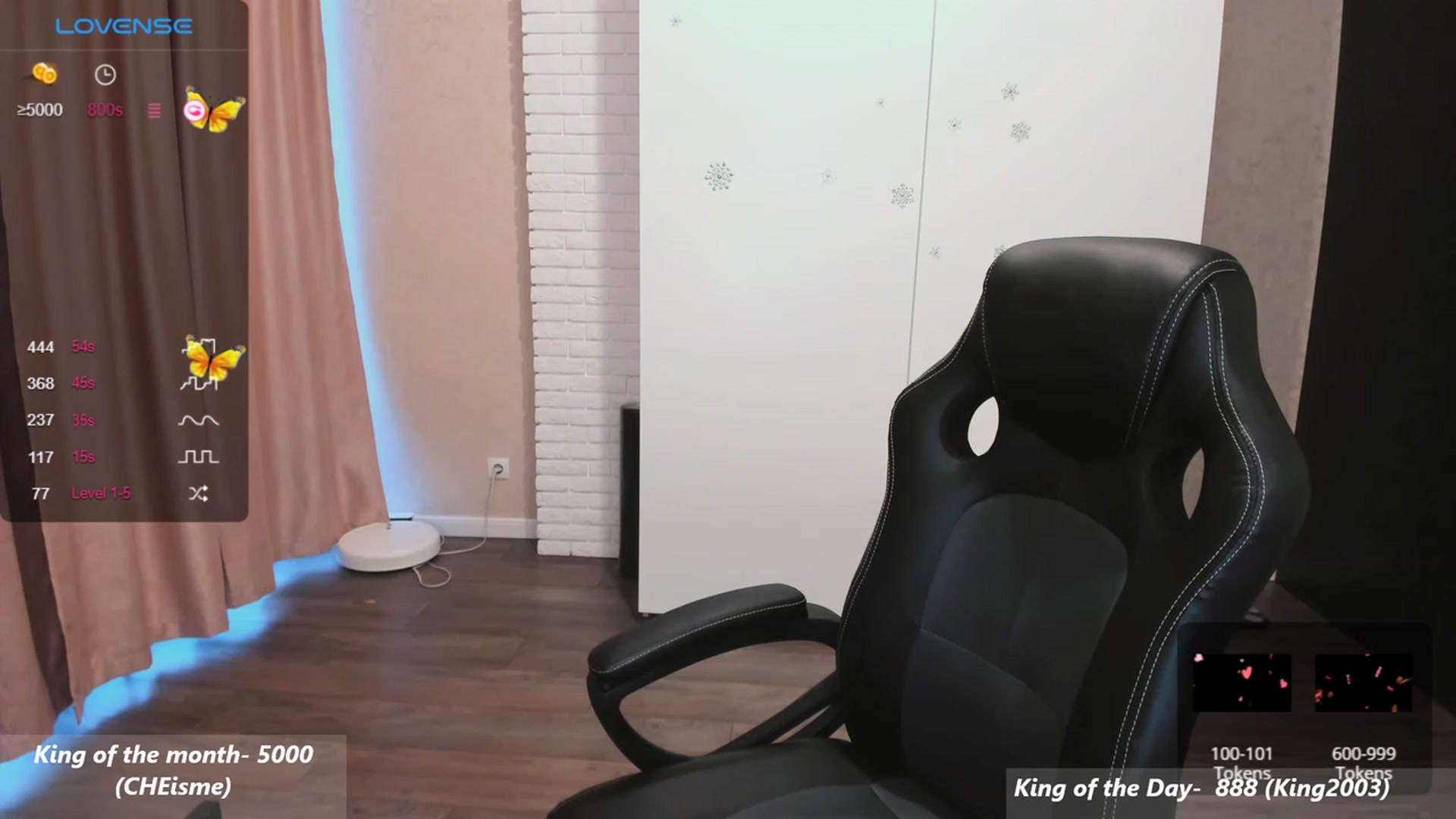 Gallery image thumbnail from HollyMollyy's myfreecams stream on, 11/25/2023, 13:40 image 8 of 20