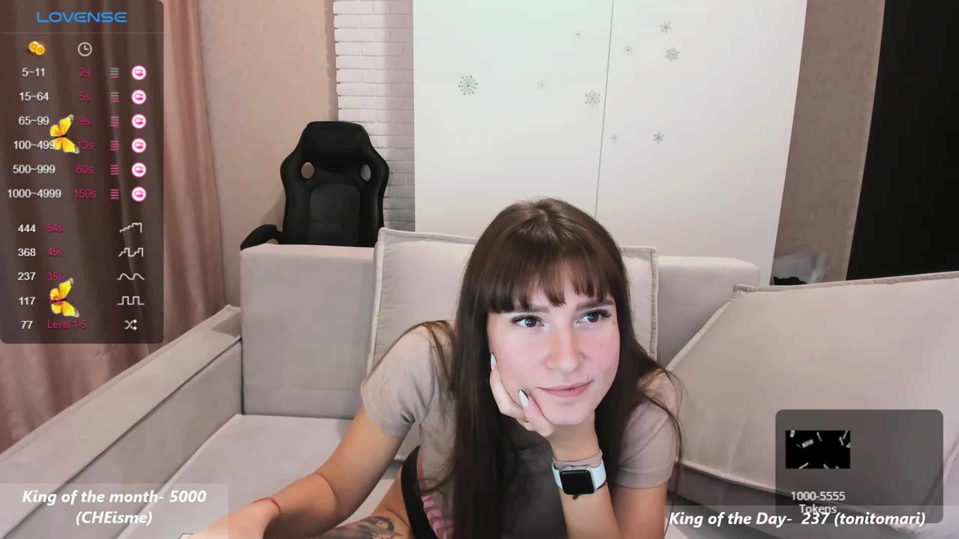 Gallery image thumbnail from HollyMollyy's myfreecams stream on, 11/29/2023, 16:42 image 16 of 20