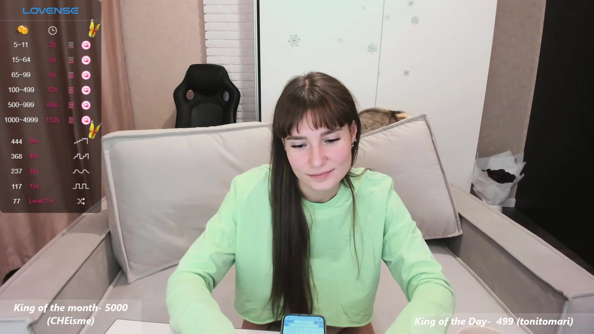 Gallery image thumbnail from HollyMollyy's myfreecams stream on, 11/29/2023, 19:43 image 12 of 20