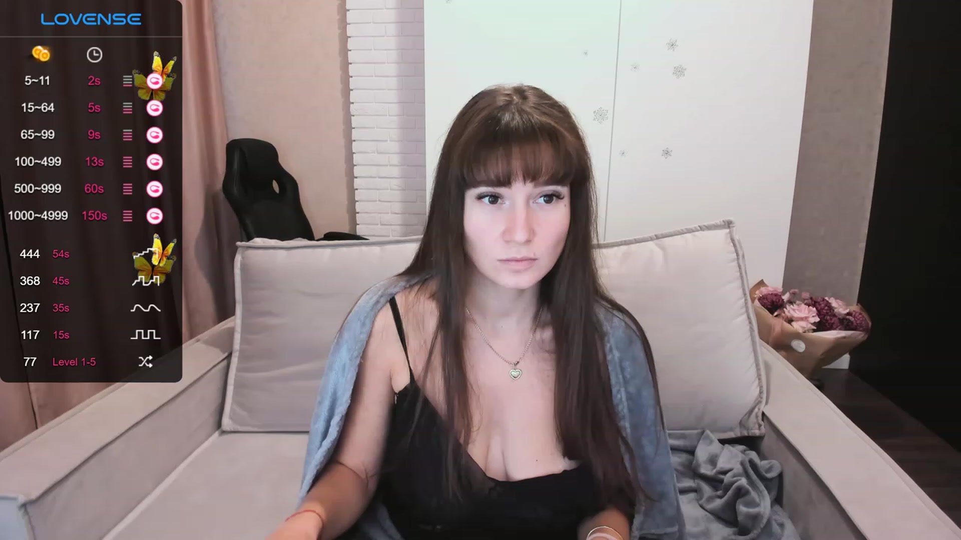 Gallery image thumbnail from HollyMollyy's myfreecams stream on, 12/08/2023, 13:48 image 6 of 20