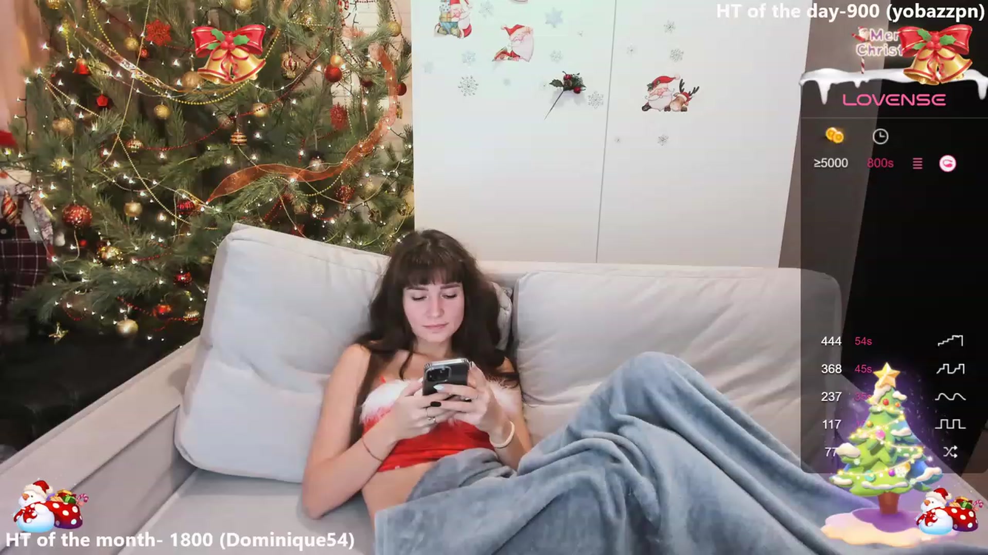 Gallery image thumbnail from HollyMollyy's myfreecams stream on, 12/28/2023, 15:22 image 6 of 20