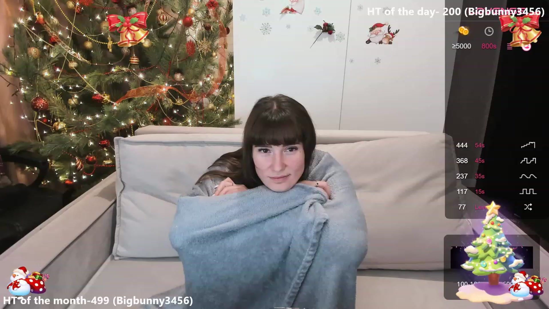 Gallery image thumbnail from HollyMollyy's myfreecams stream on, 01/09/2024, 14:17 image 13 of 20