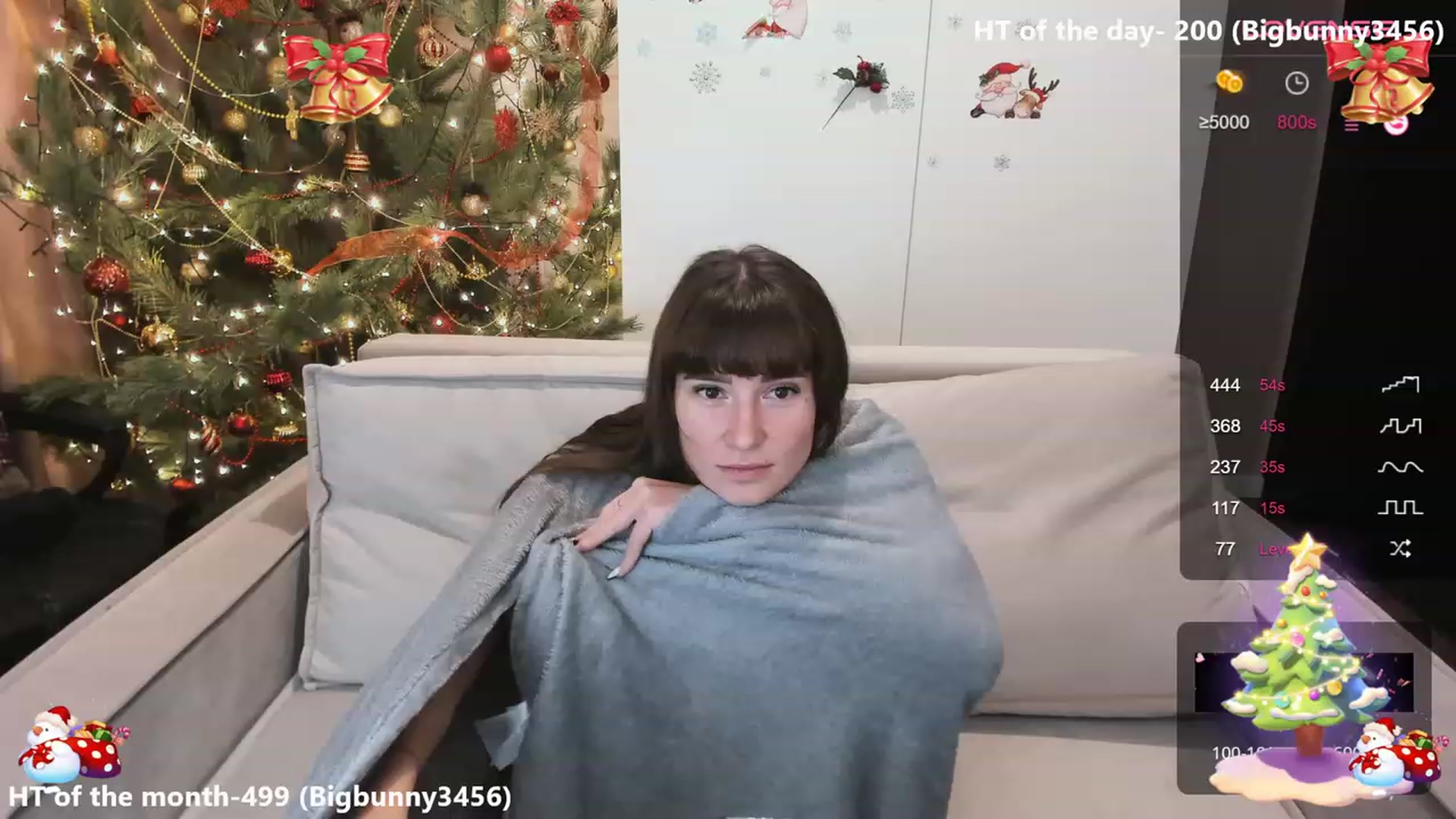 Gallery image thumbnail from HollyMollyy's myfreecams stream on, 01/09/2024, 14:17 image 12 of 20