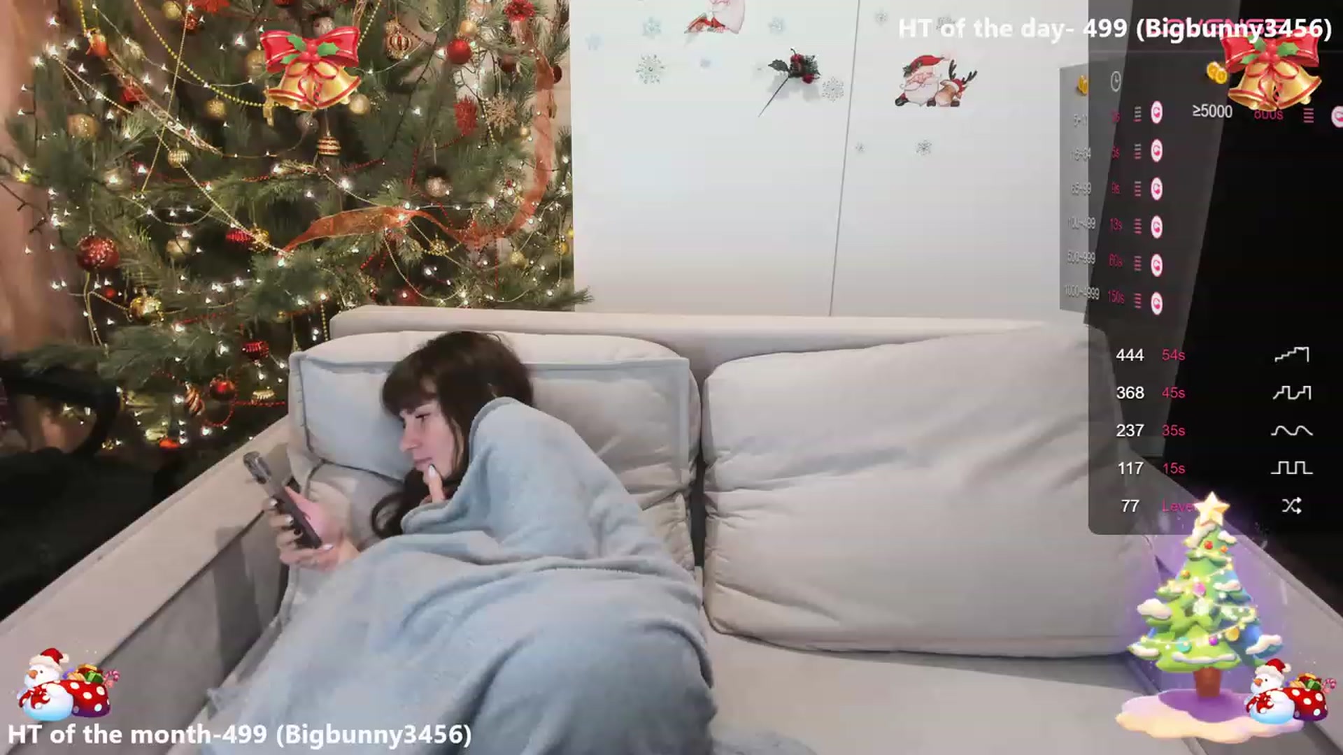 Gallery image thumbnail from HollyMollyy's myfreecams stream on, 01/09/2024, 14:34 image 10 of 20